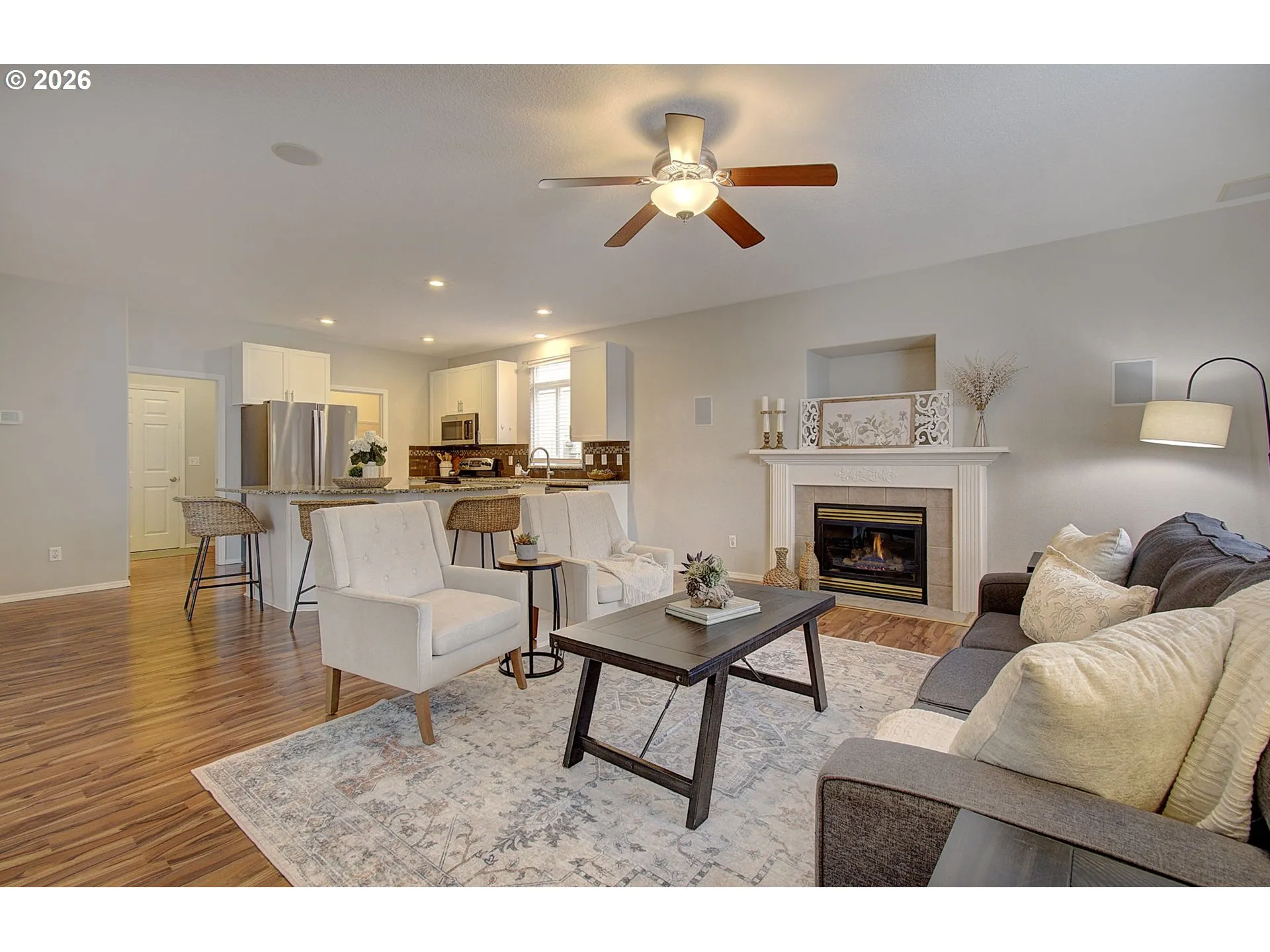 Living Room-Ceiling Fan