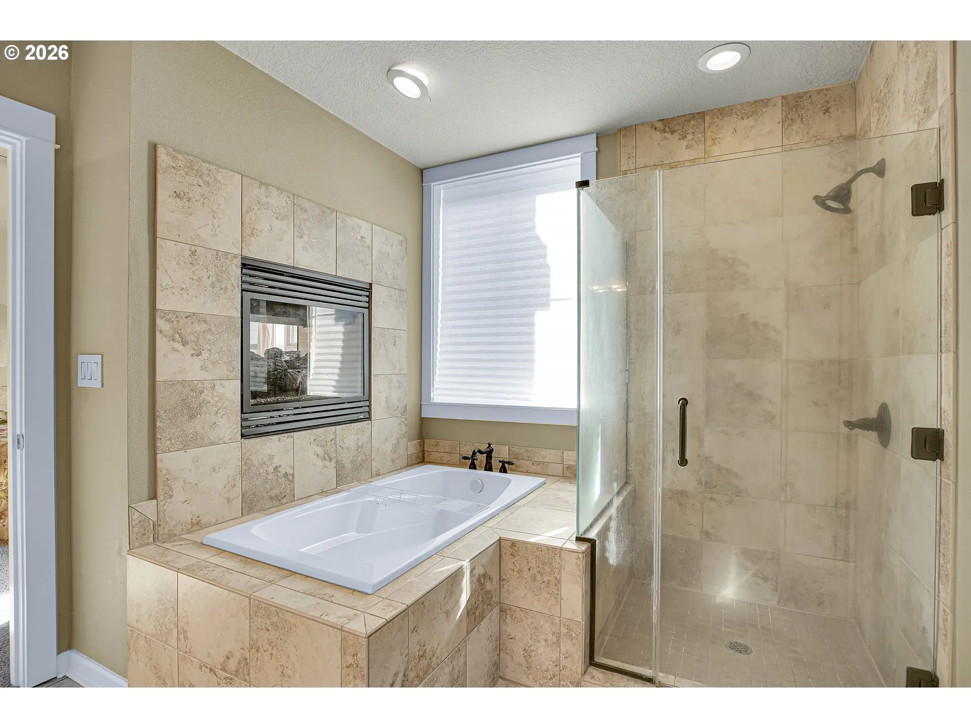 Bathroom-Walk in Shower