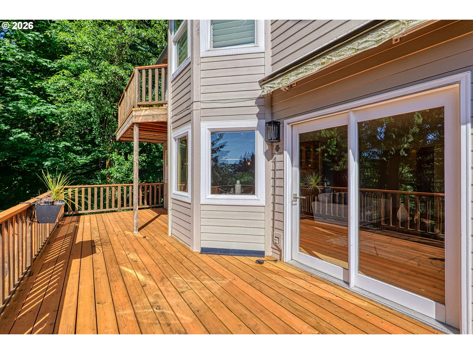 Deck-Main