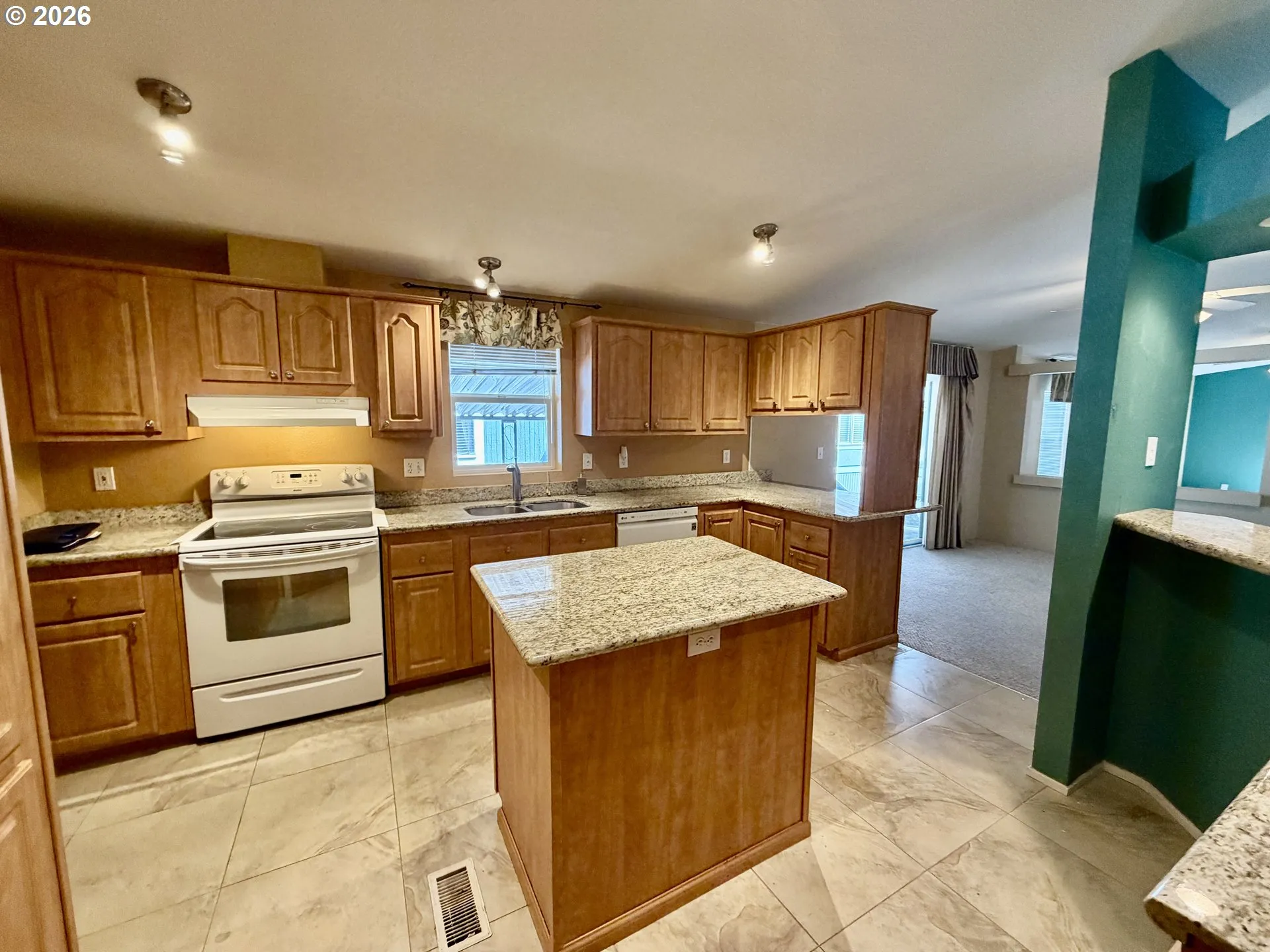 Kitchen-Oven