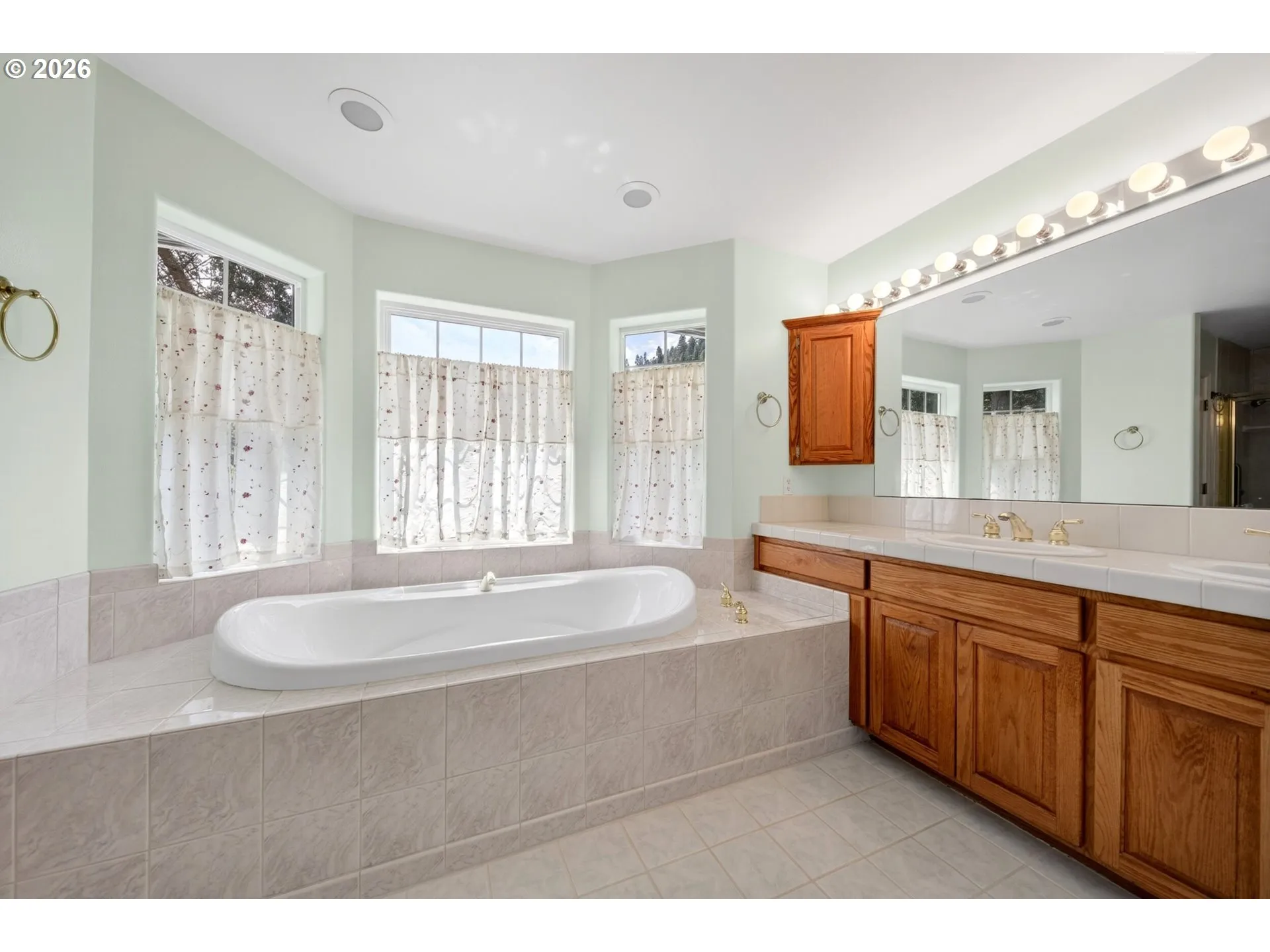 En Suite Bathroom