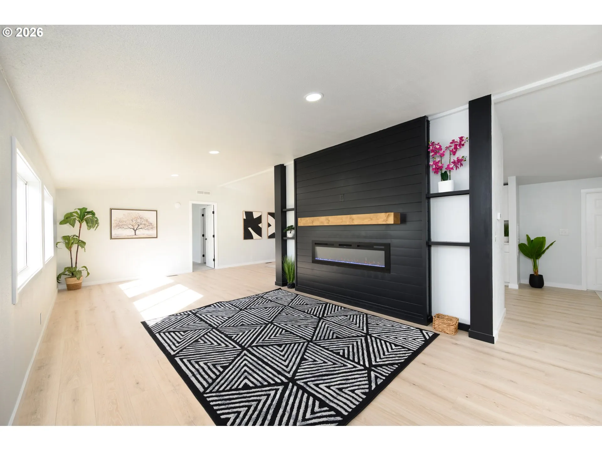 Living Room-Fireplace
