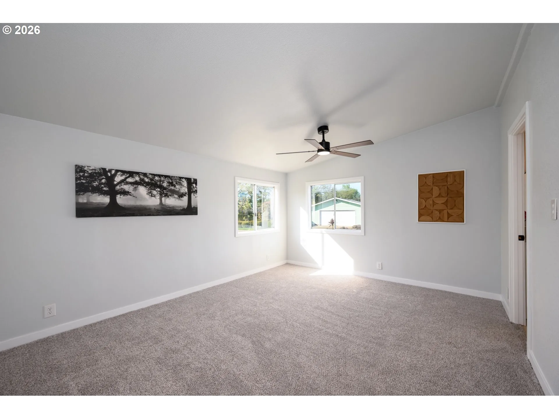 Bedroom, Primary