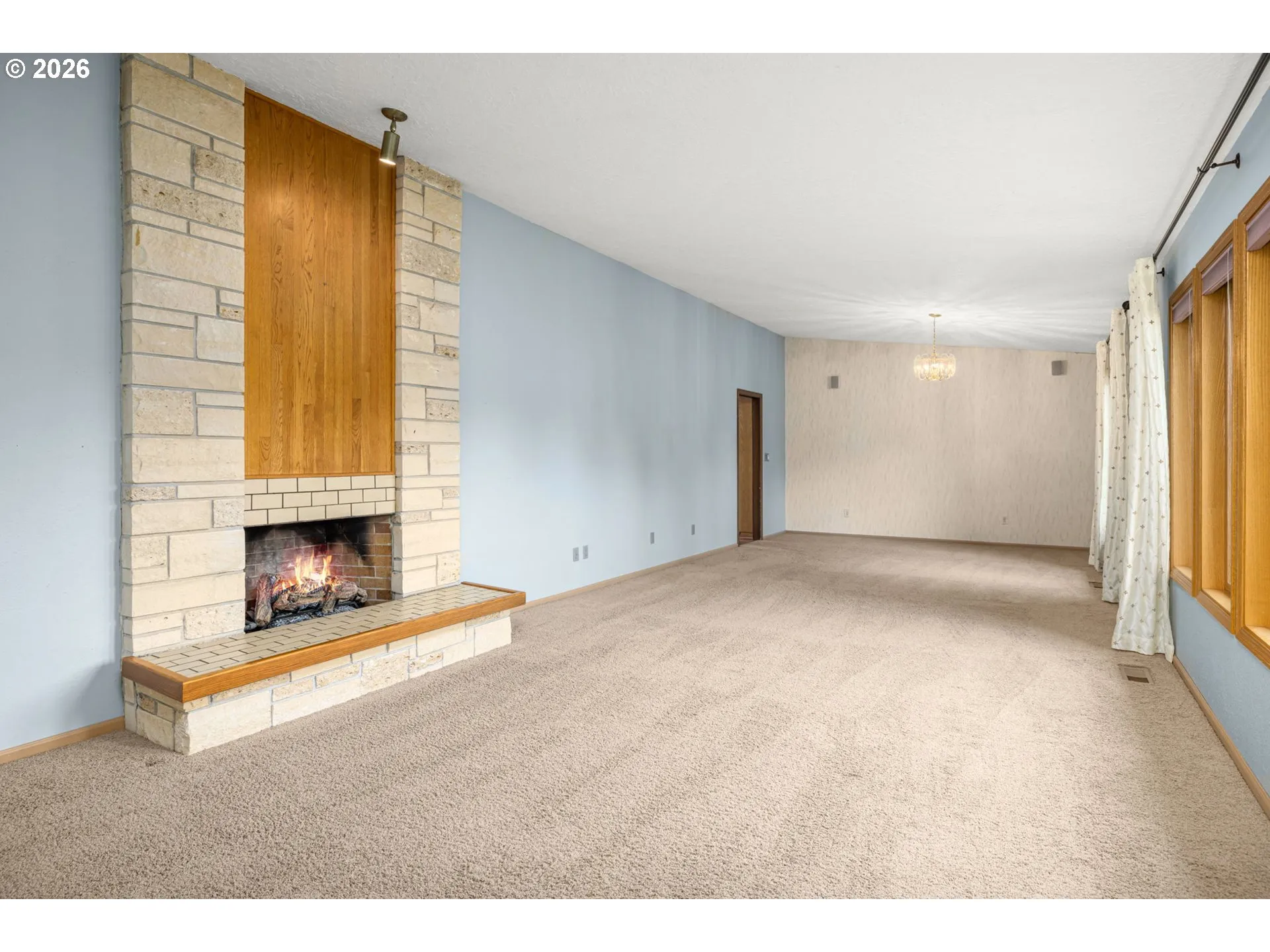 Living Room/Dining Room