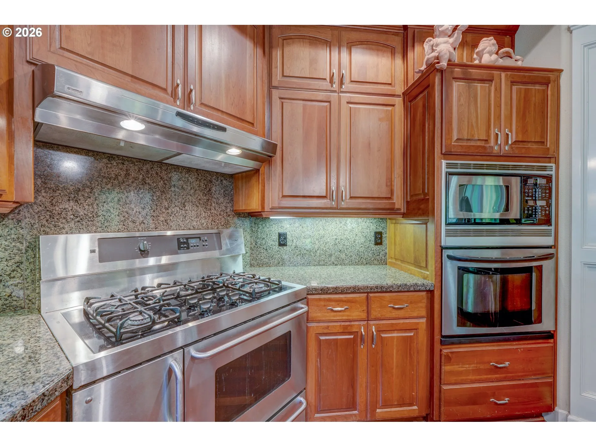 Kitchen-Oven