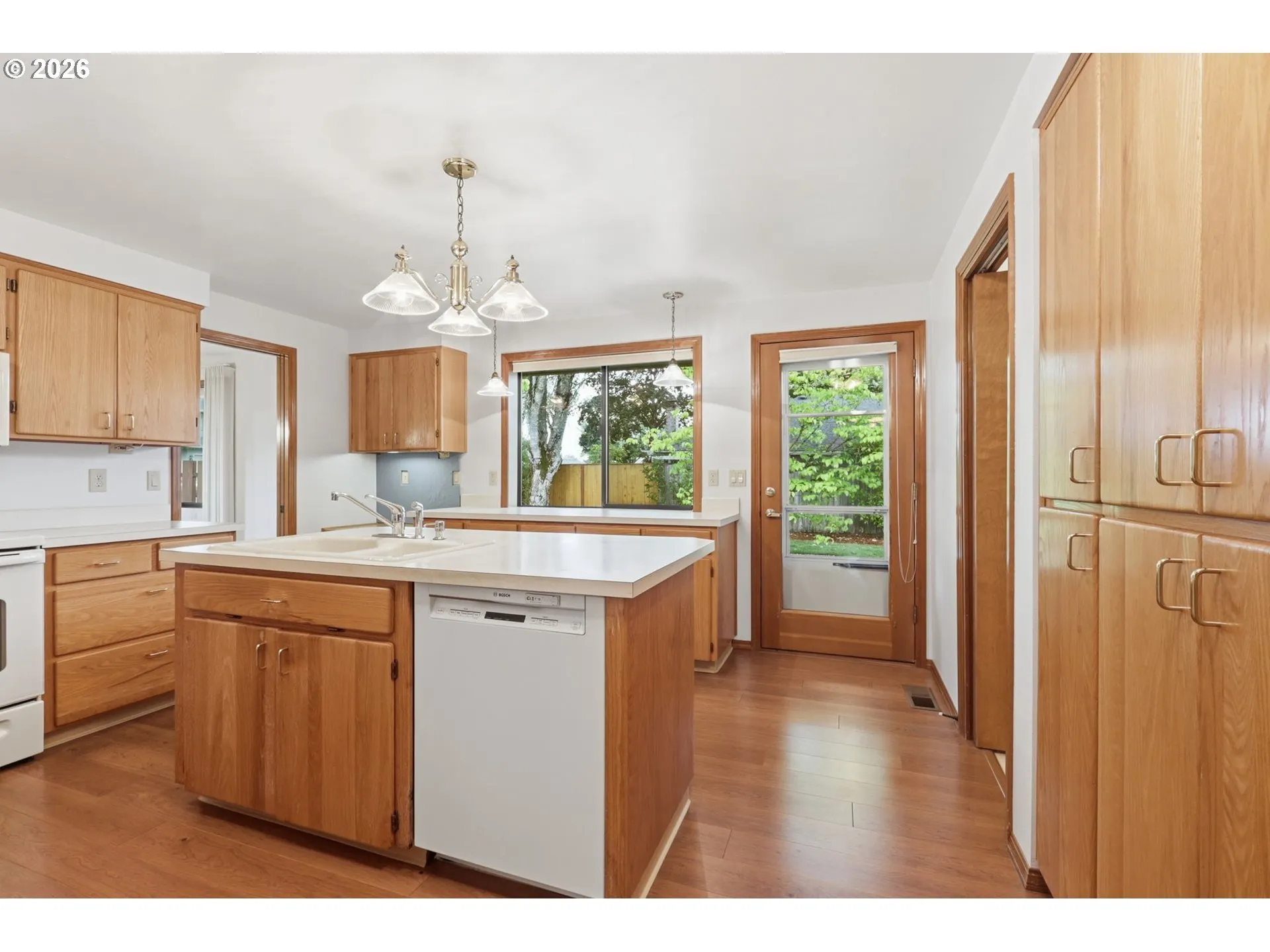 Kitchen-Island