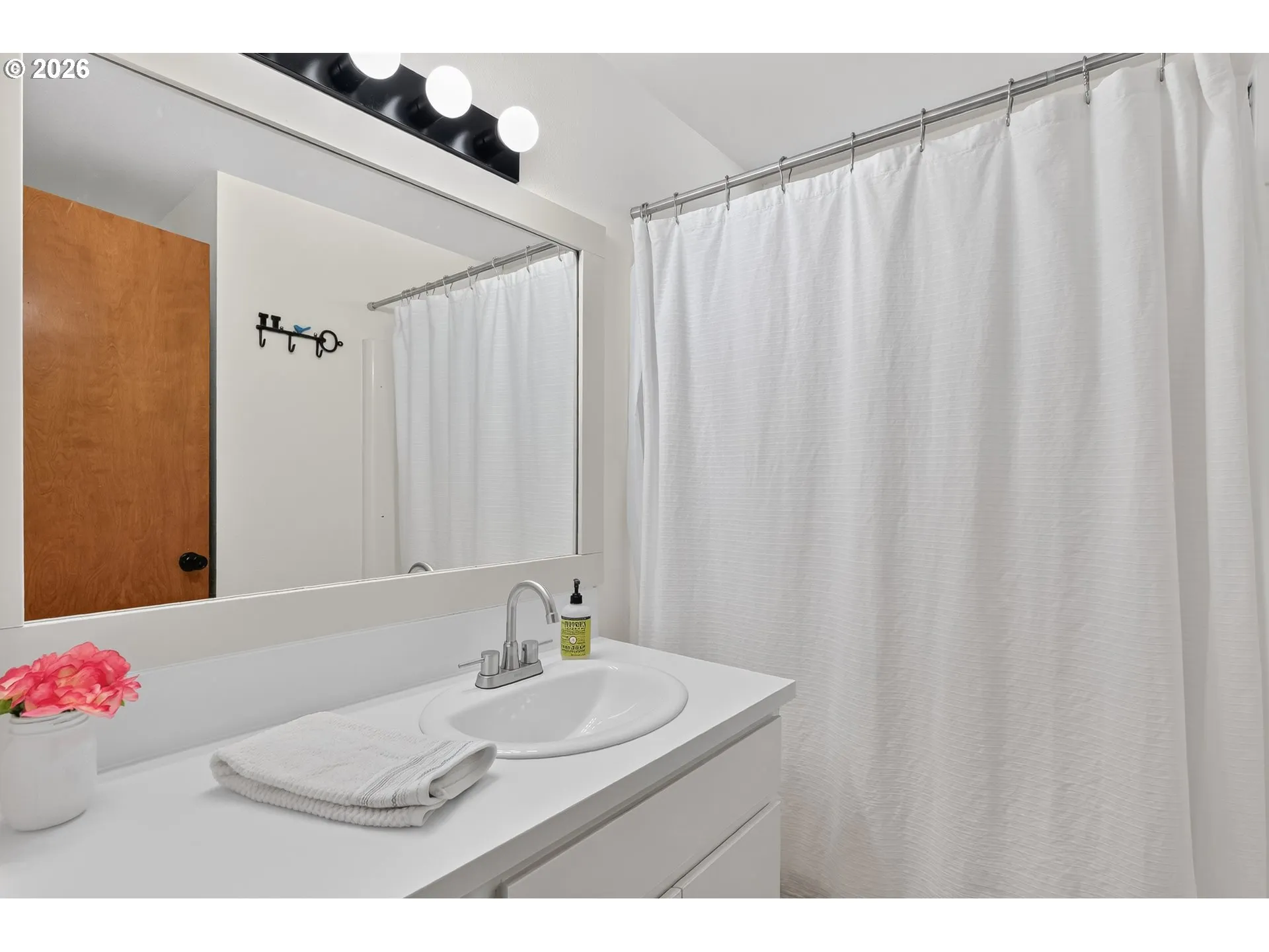 Bathroom-Hall