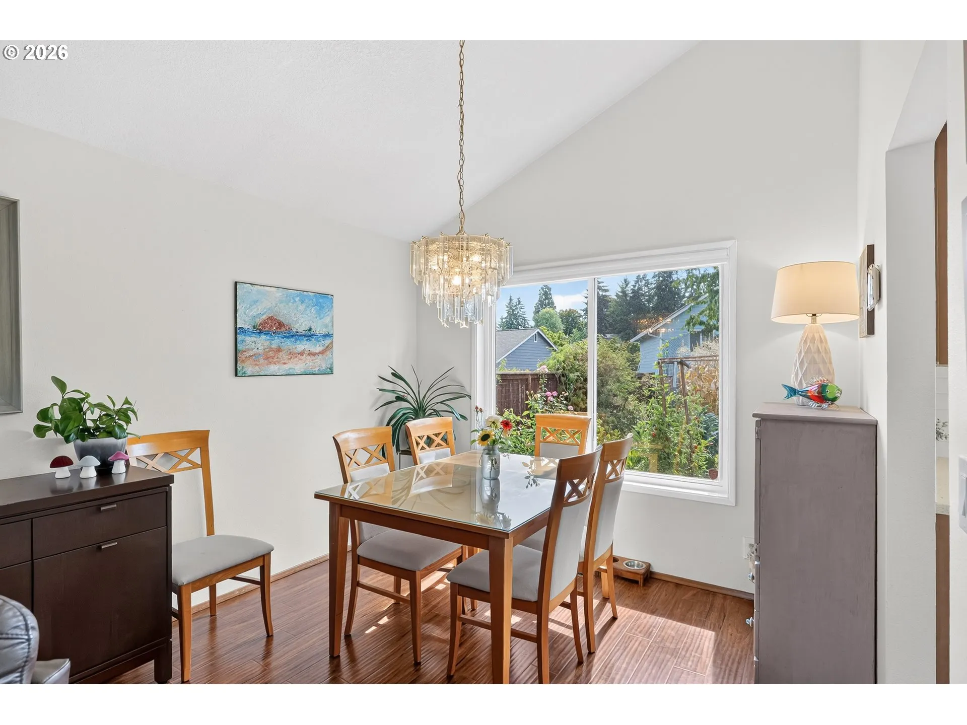 Dining Room-Vaulted Ceilings