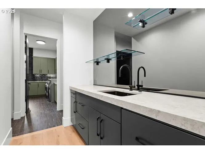 Butler's Pantry-Main