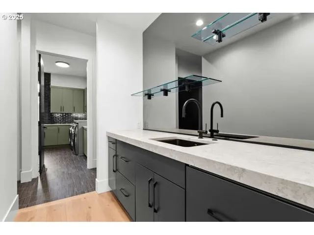 Butler's Pantry-Main
