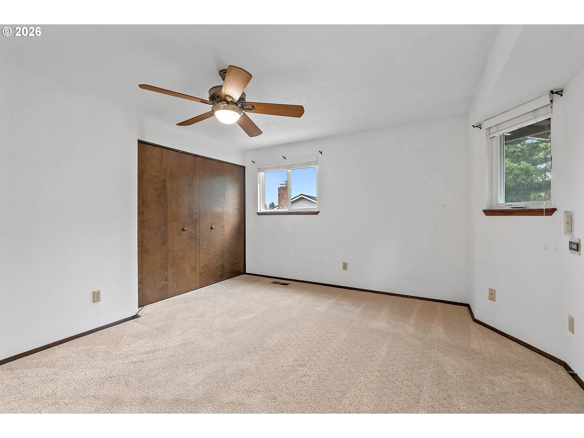 Bedroom, Primary