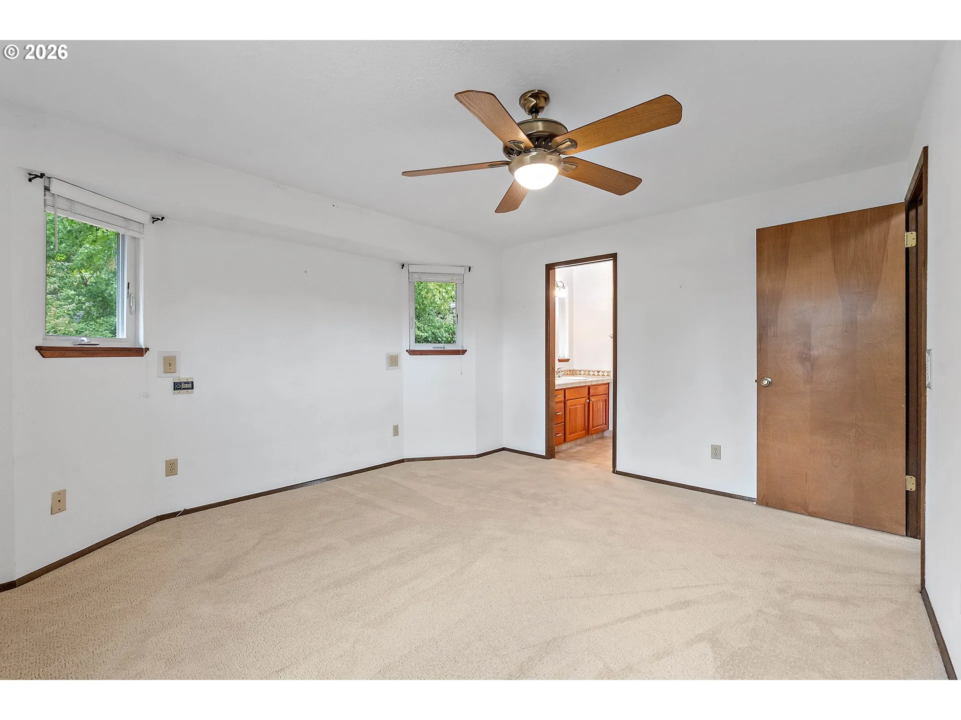 Bedroom, Primary