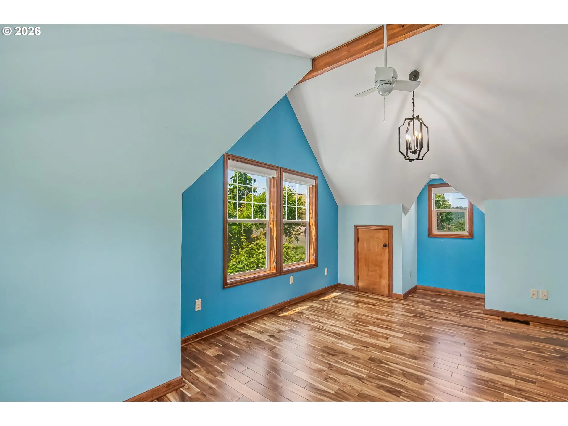 Bedroom, Primary-Upper