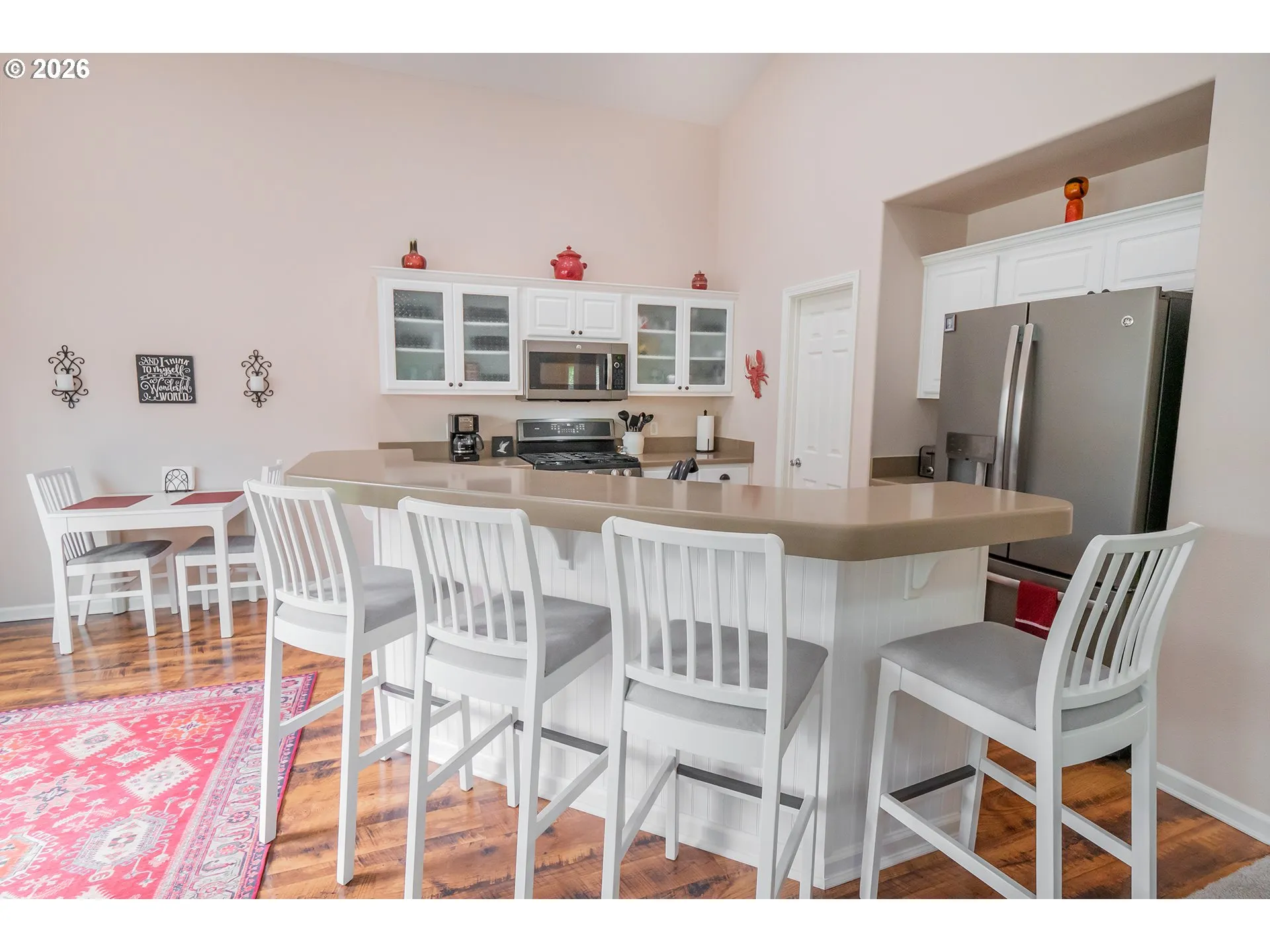 Kitchen-Eating Area