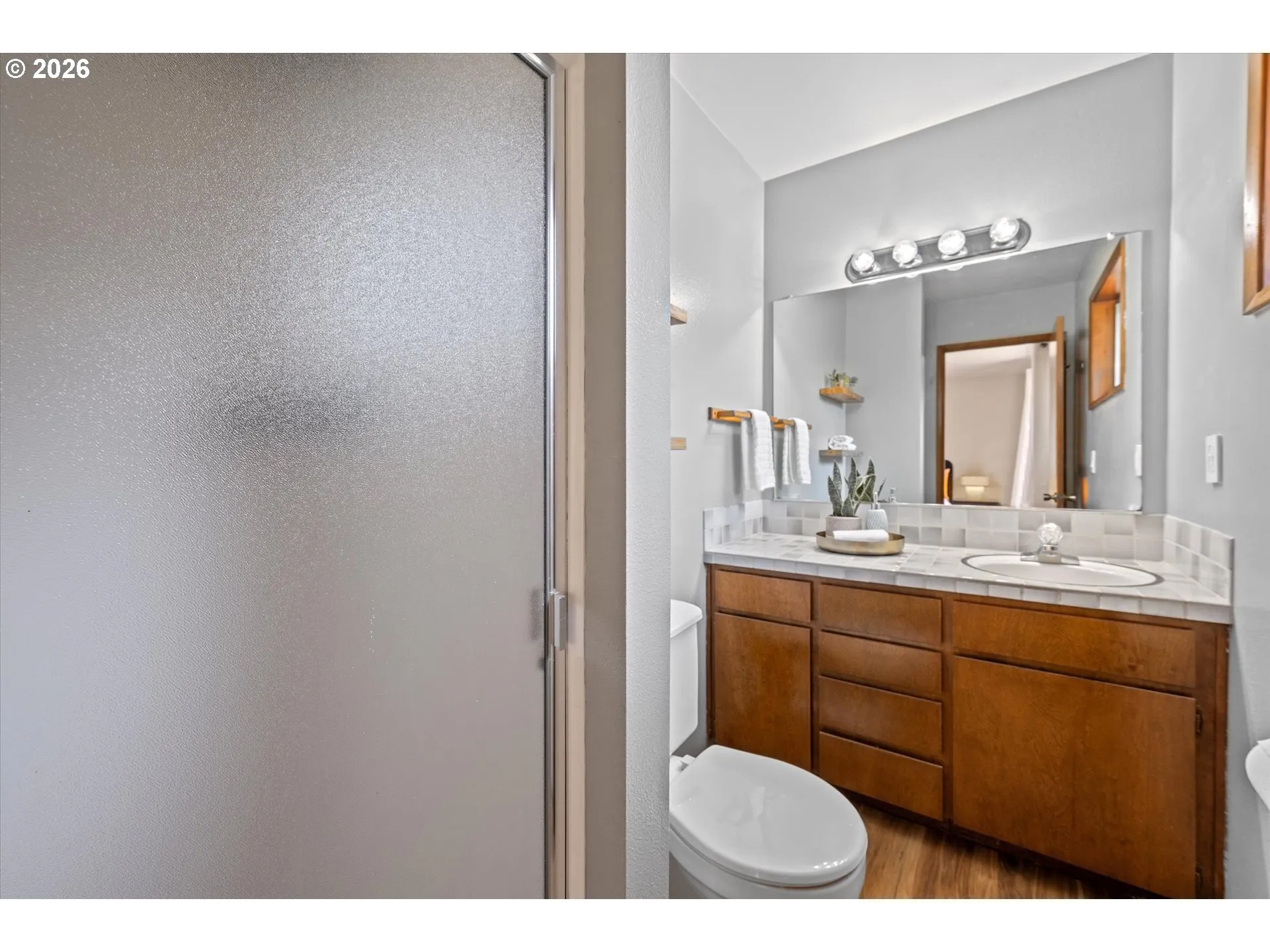 Bathroom, Attached