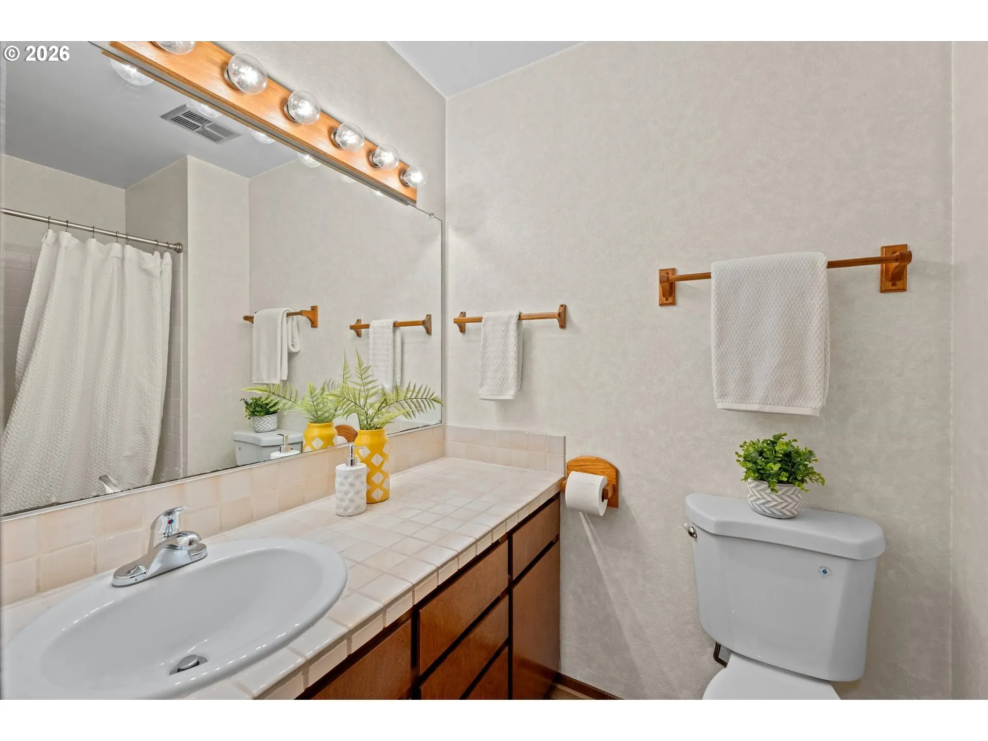 Bathroom-Hall