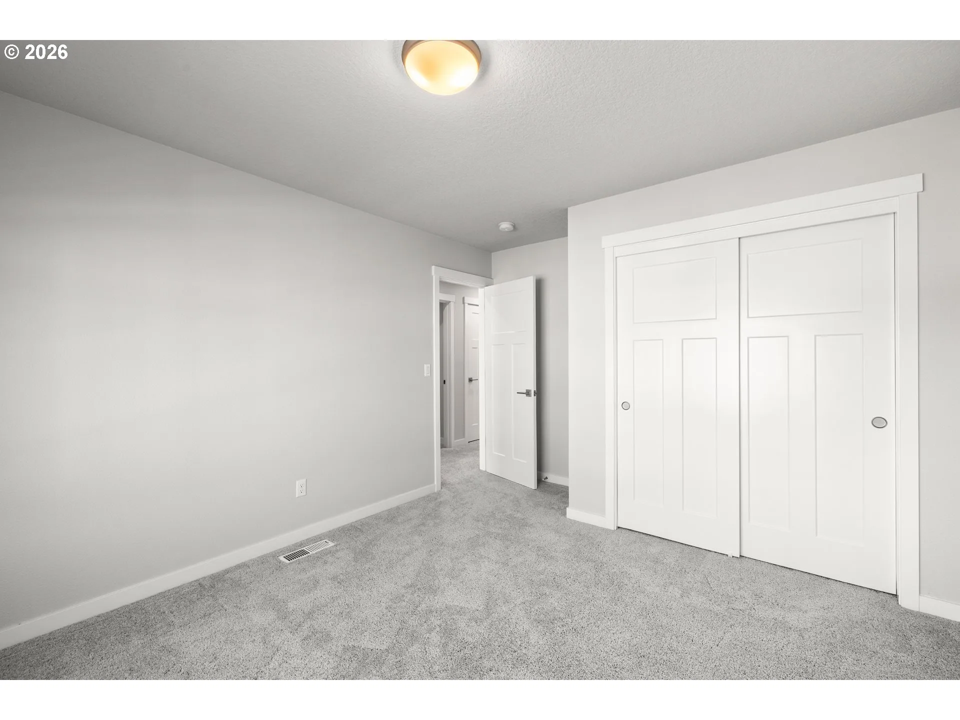 Bedroom-Upper