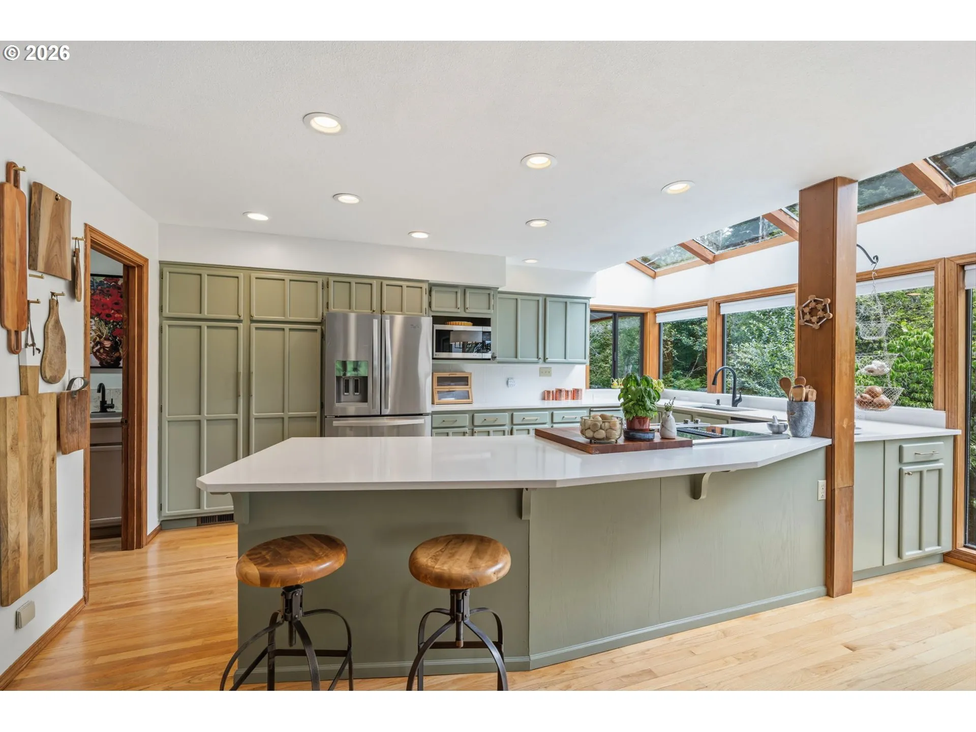 Kitchen-Eating Area
