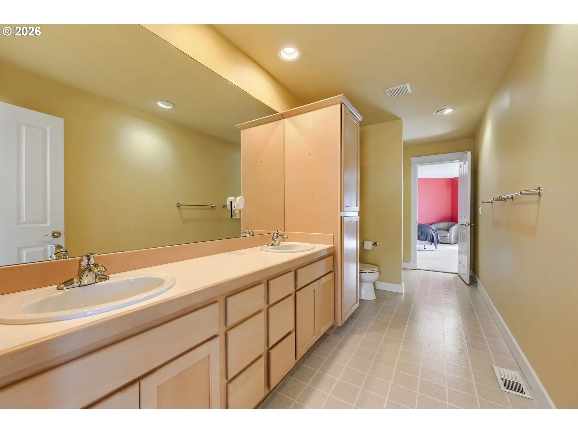 Bathroom-Jack and Jill