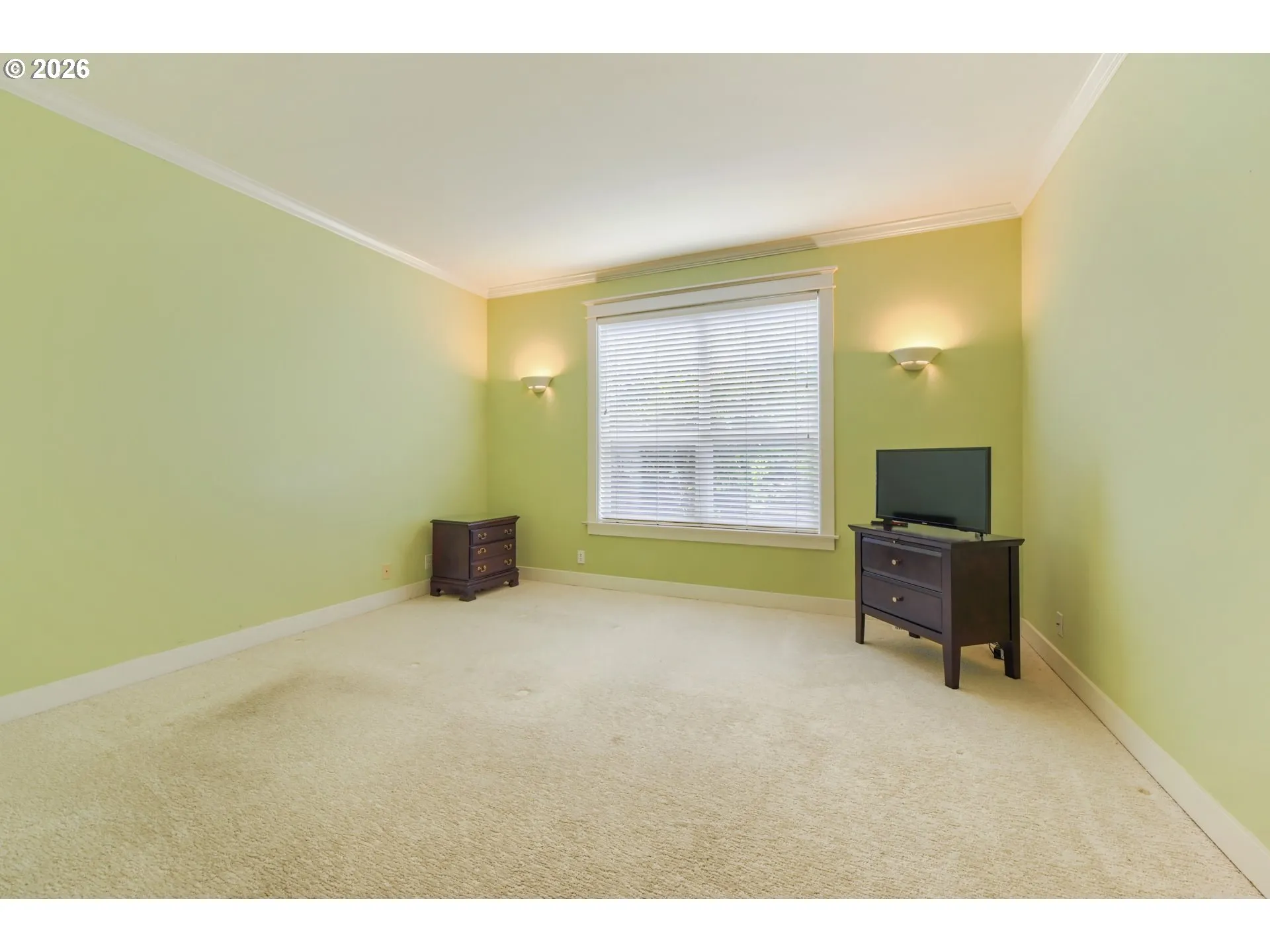 Primary Bedroom-Main