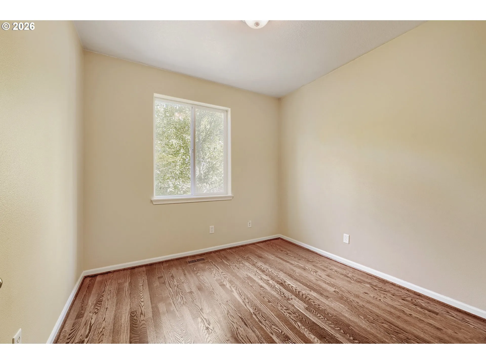Bedroom-Main