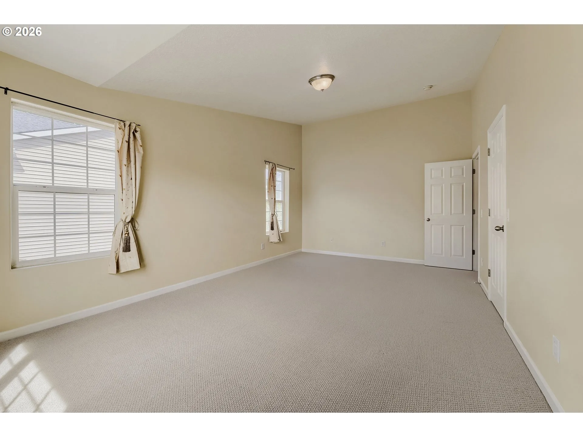 Bonus Room-Vaulted Ceilings
