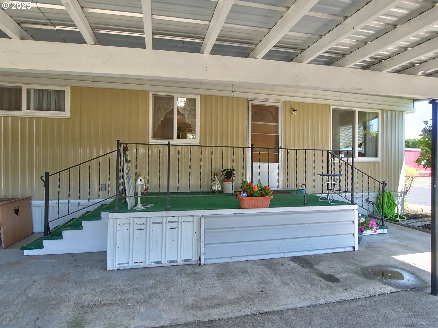 Entrance/Foyer