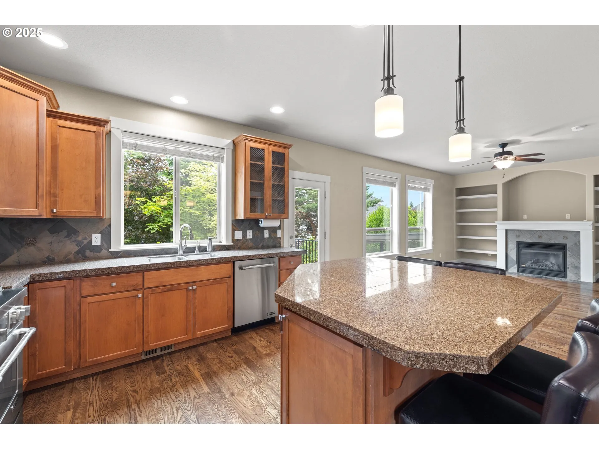 Kitchen-Island