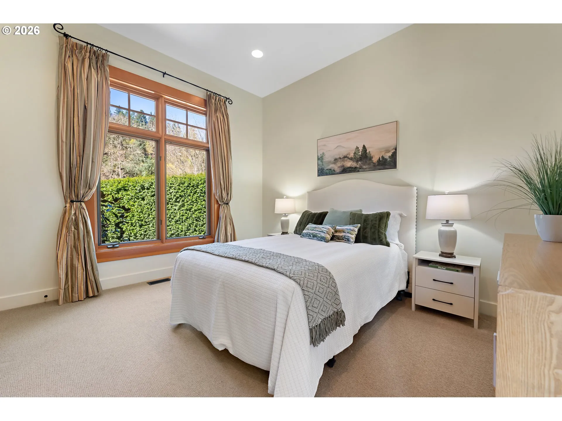 Bedroom-Main