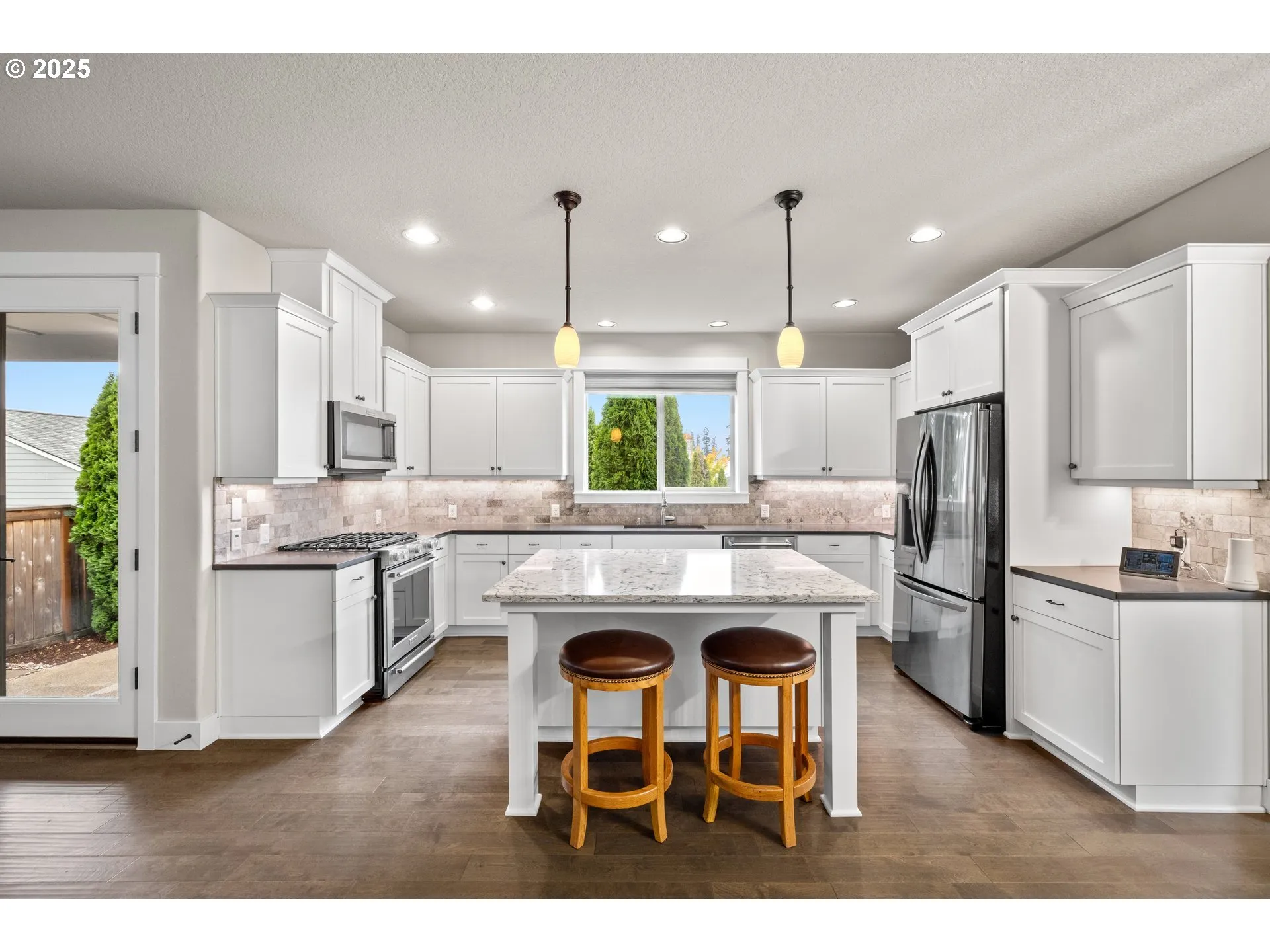 Kitchen-Island