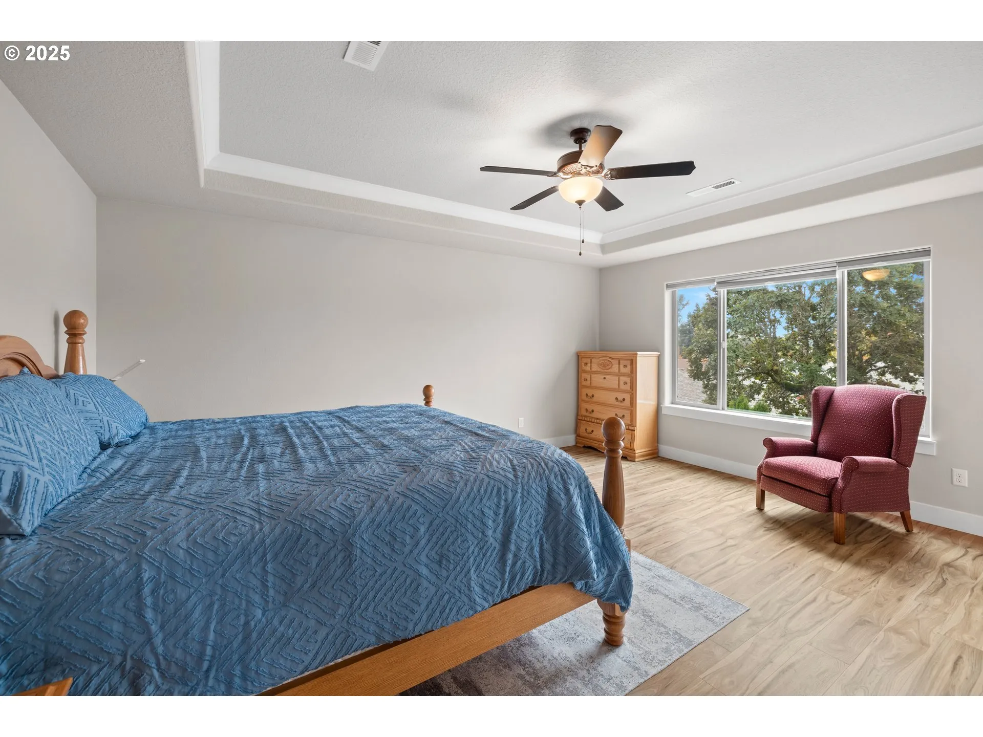 Bedroom, Owner's Suite-Upper