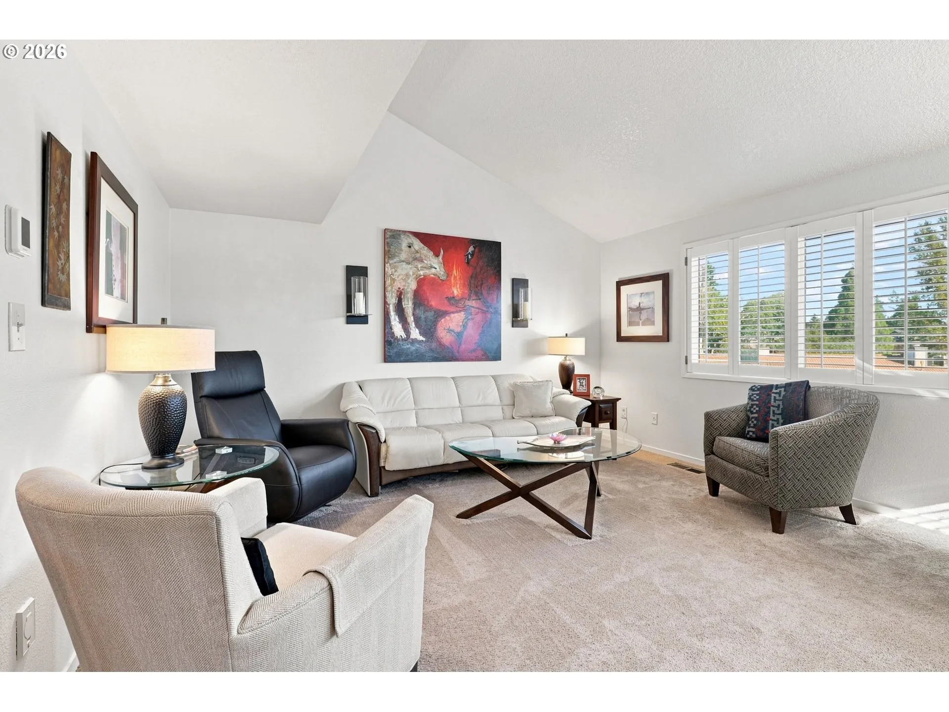 Living Room-Vaulted Ceilings