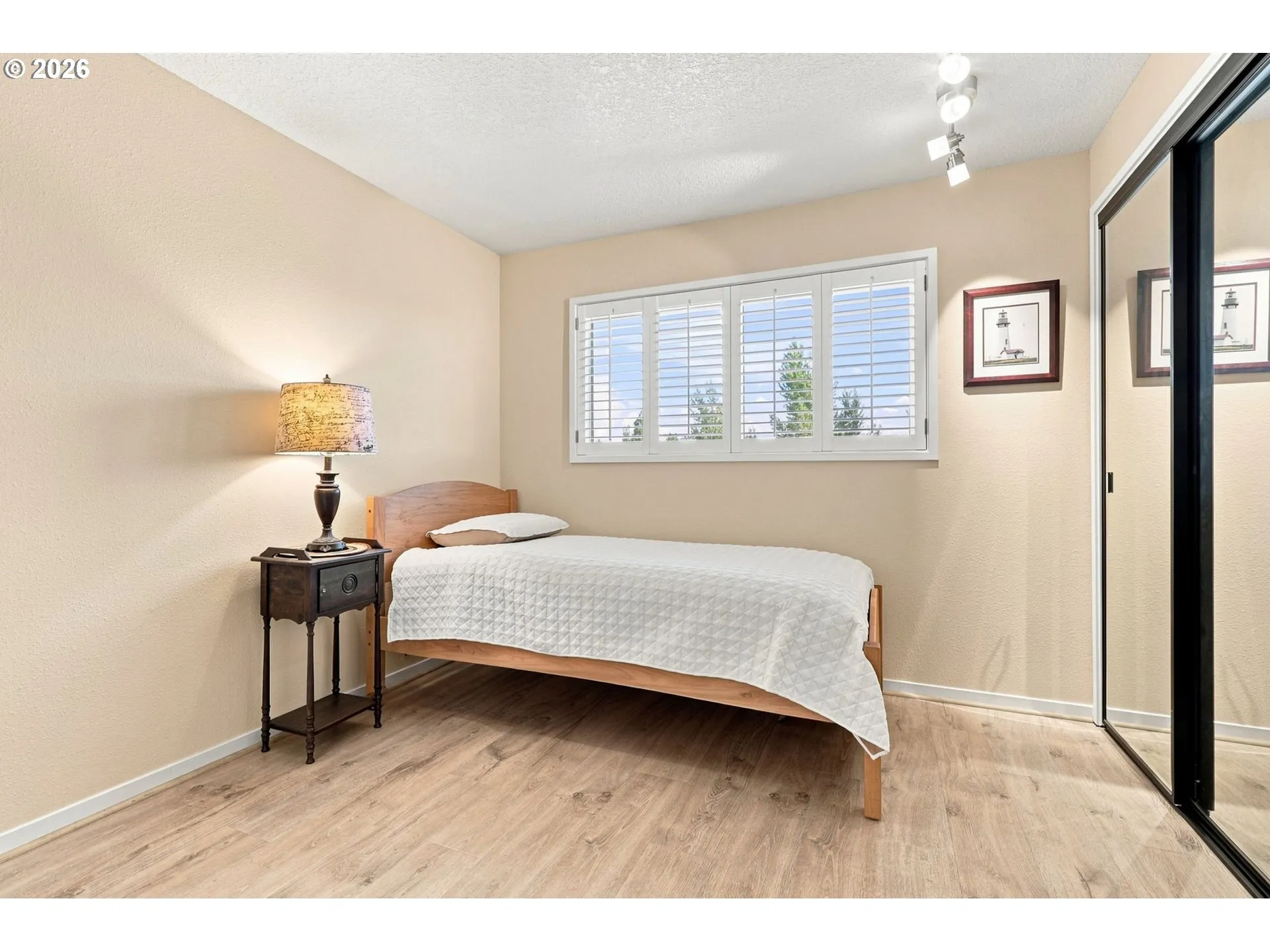 Bedroom-#2 Upper