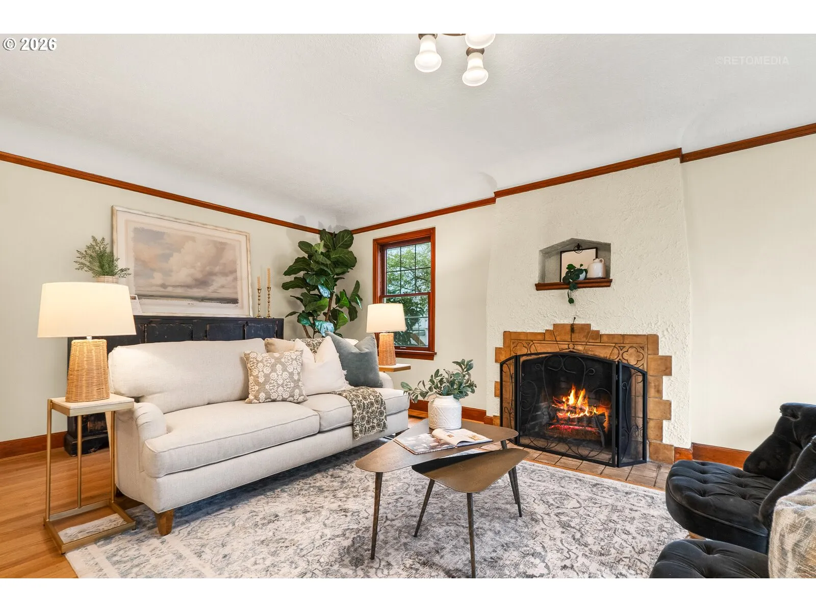 Living Room-Fireplace