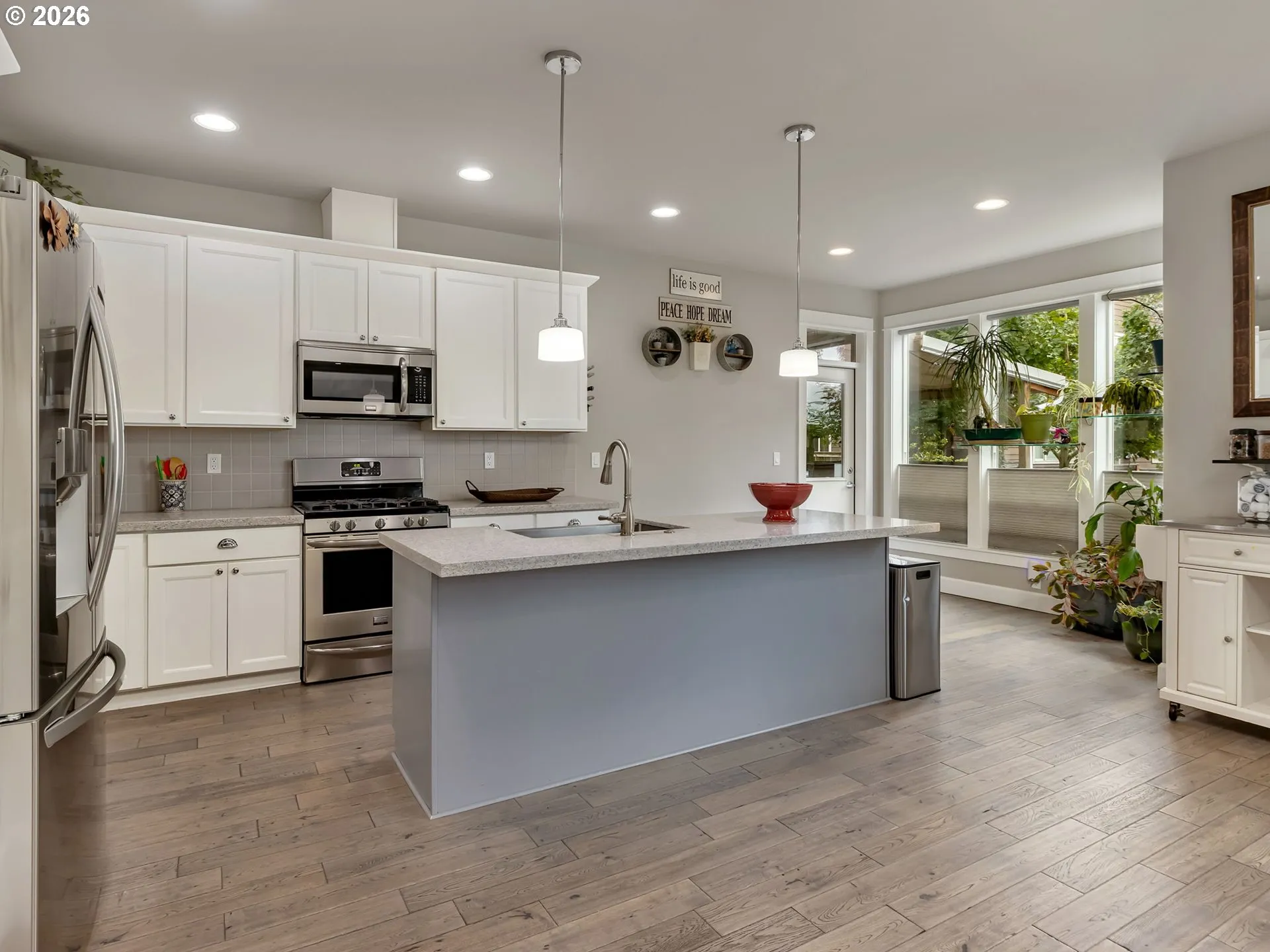 Kitchen-Island