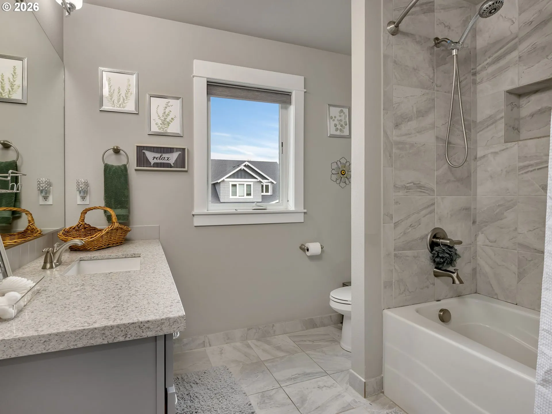Bathroom-Upper