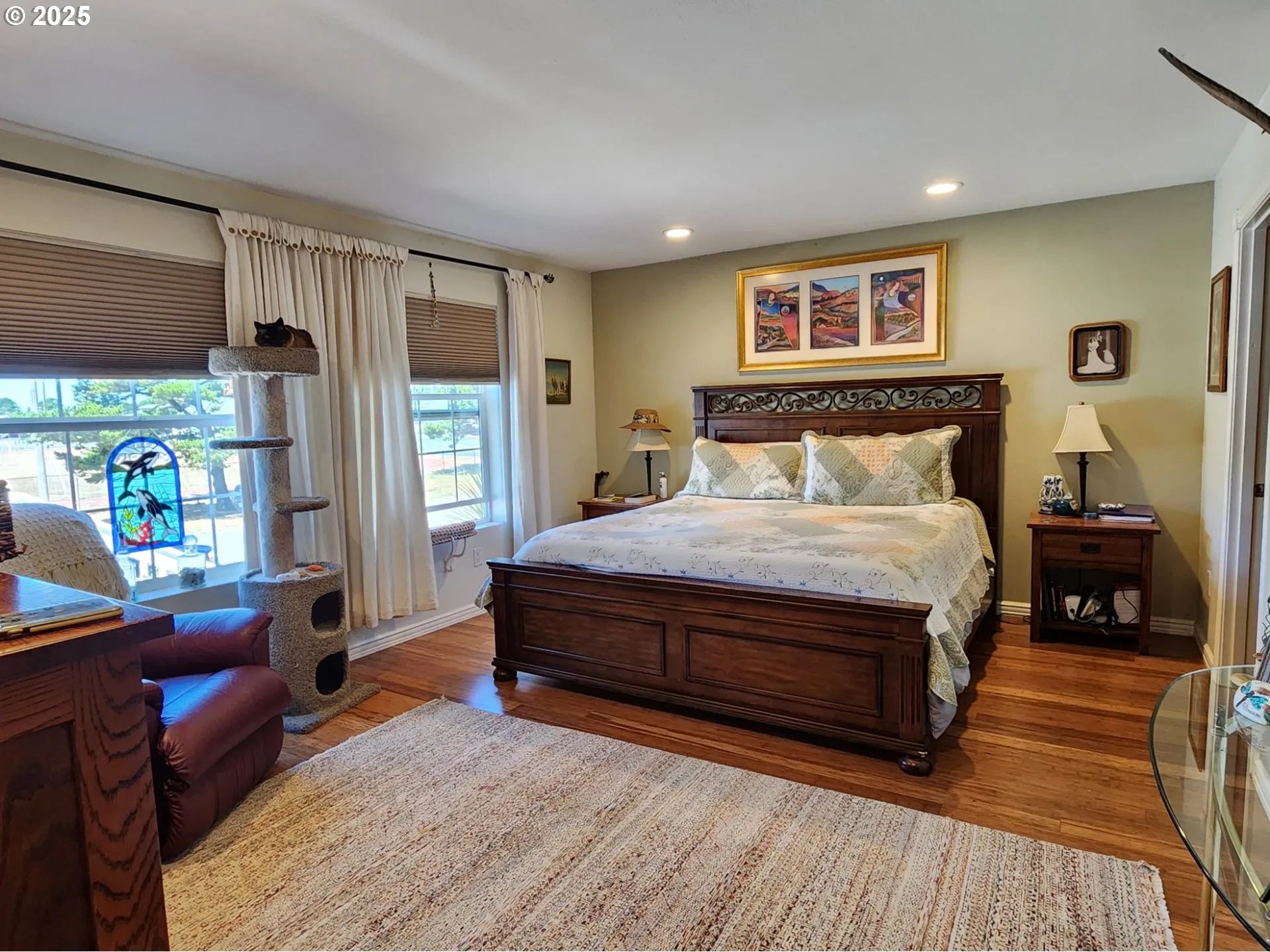 Bedroom, Owner's Suite-Main