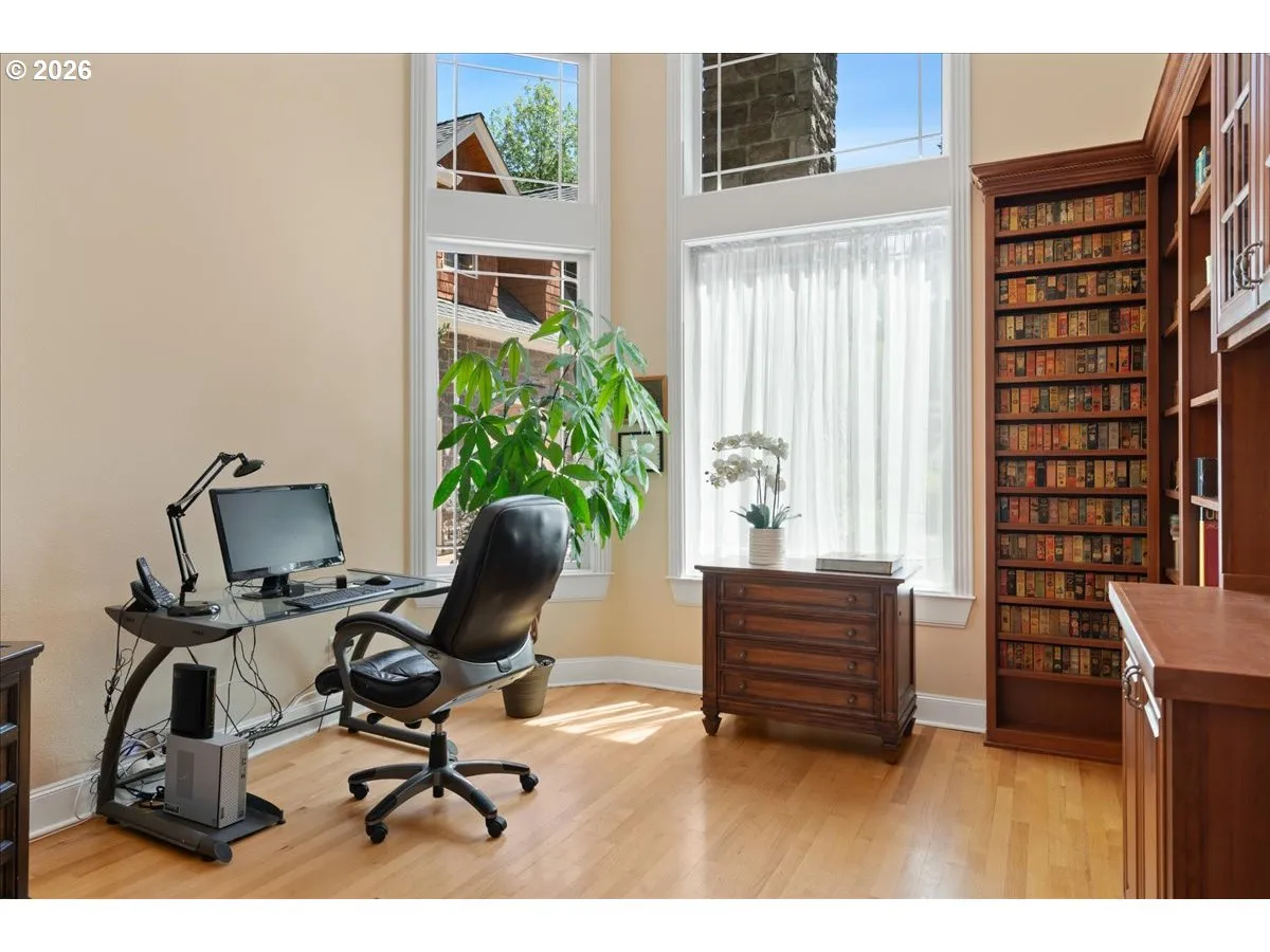 Den/Office-Main