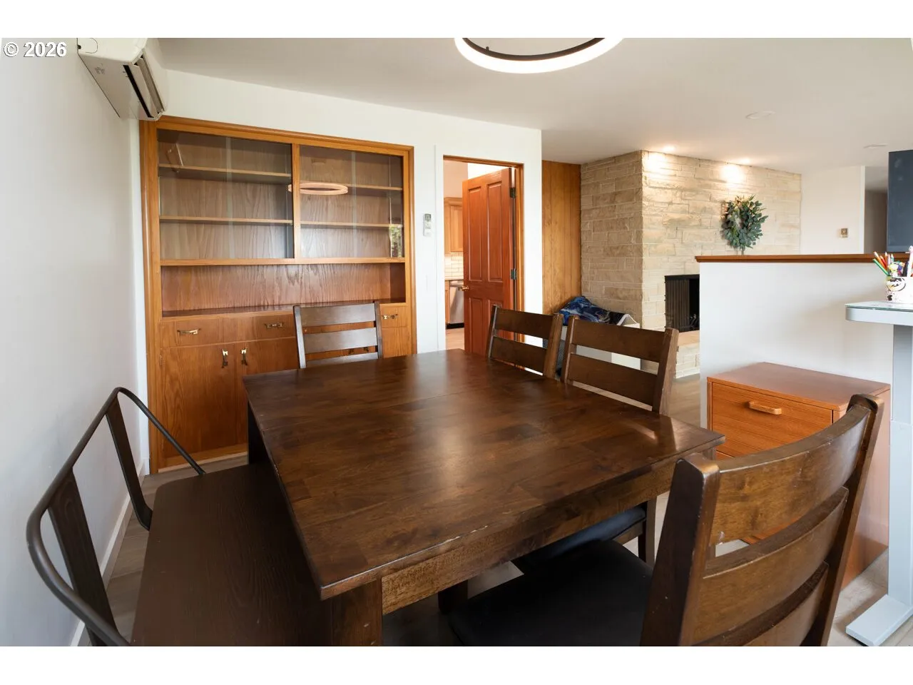 Dining Room-Built-In Cabinets