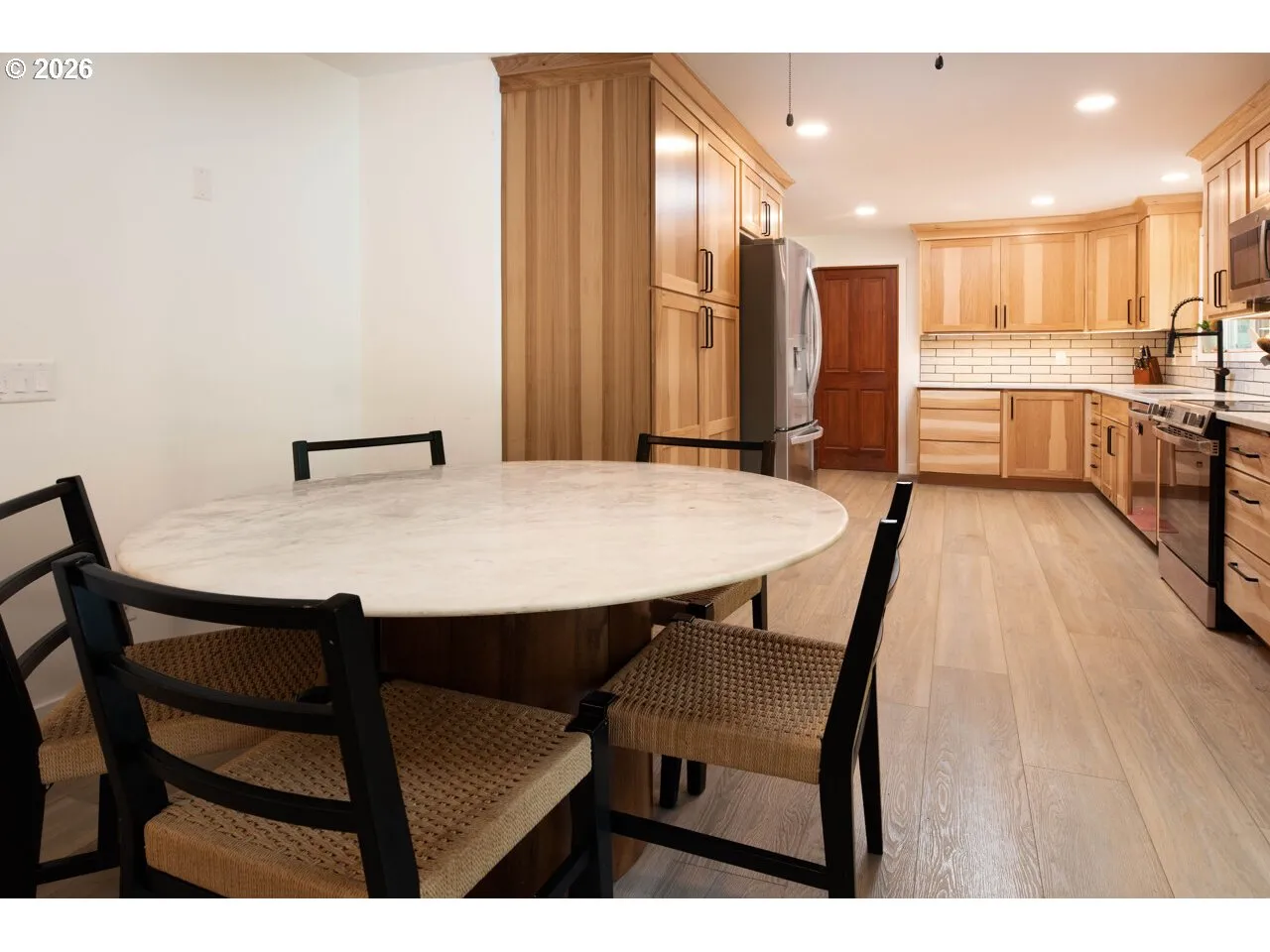 Kitchen-Eating Area
