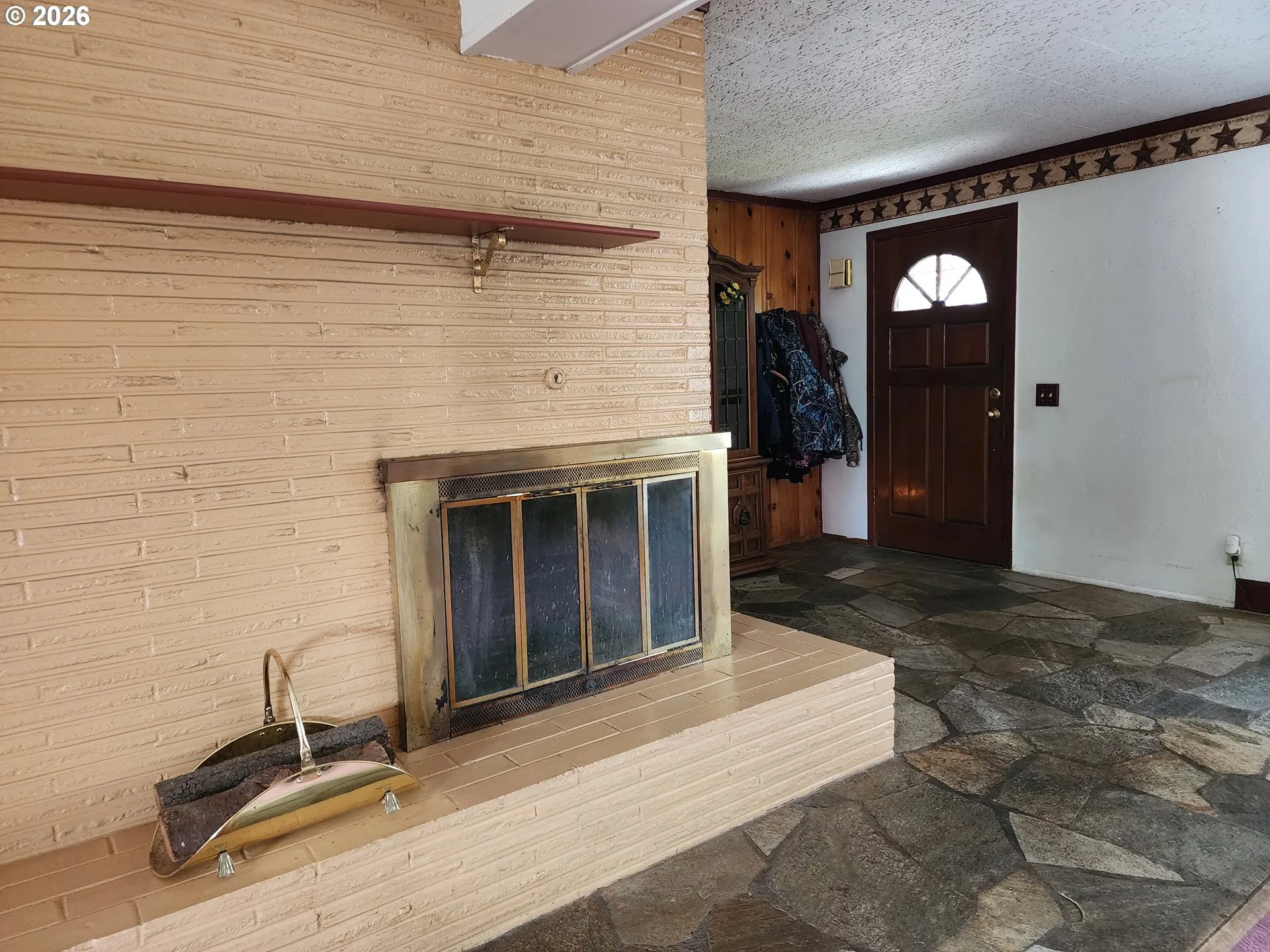 Entrance/Foyer