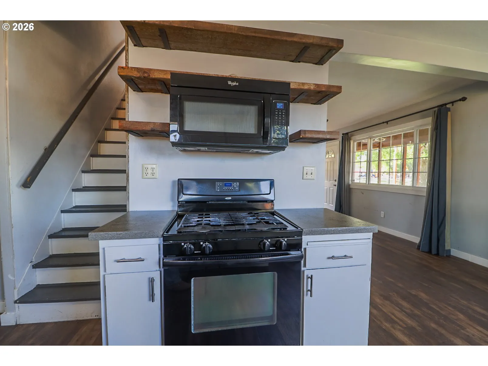Kitchen-Oven