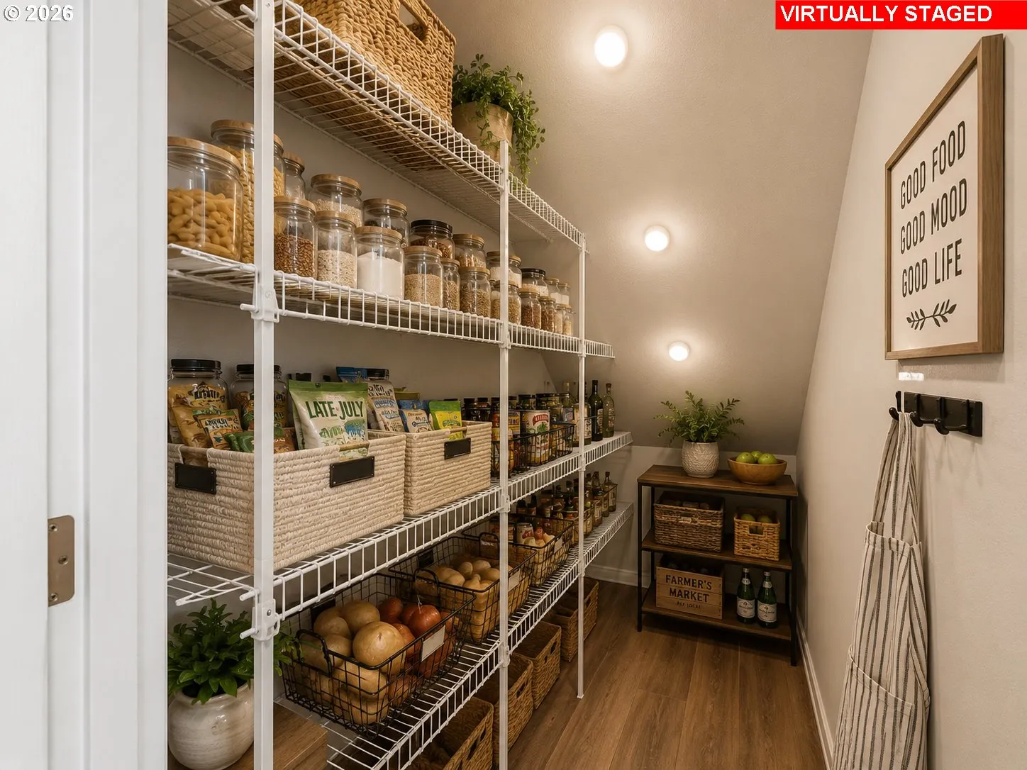 Pantry-Main