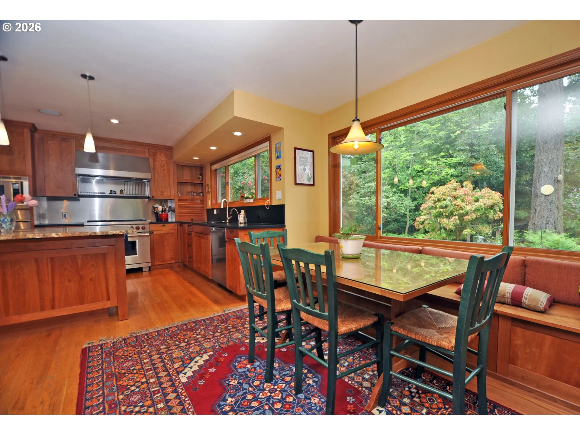 Kitchen-Eating Area