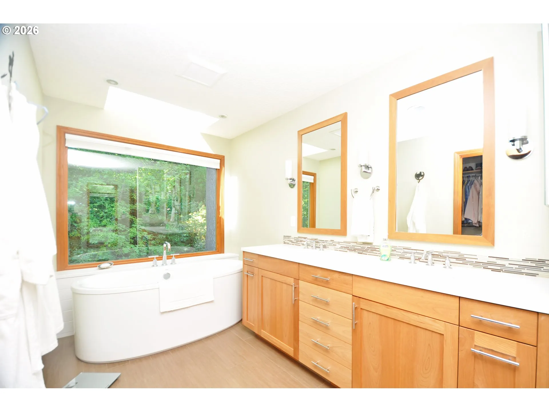 Bathroom, Attached-Double Sinks