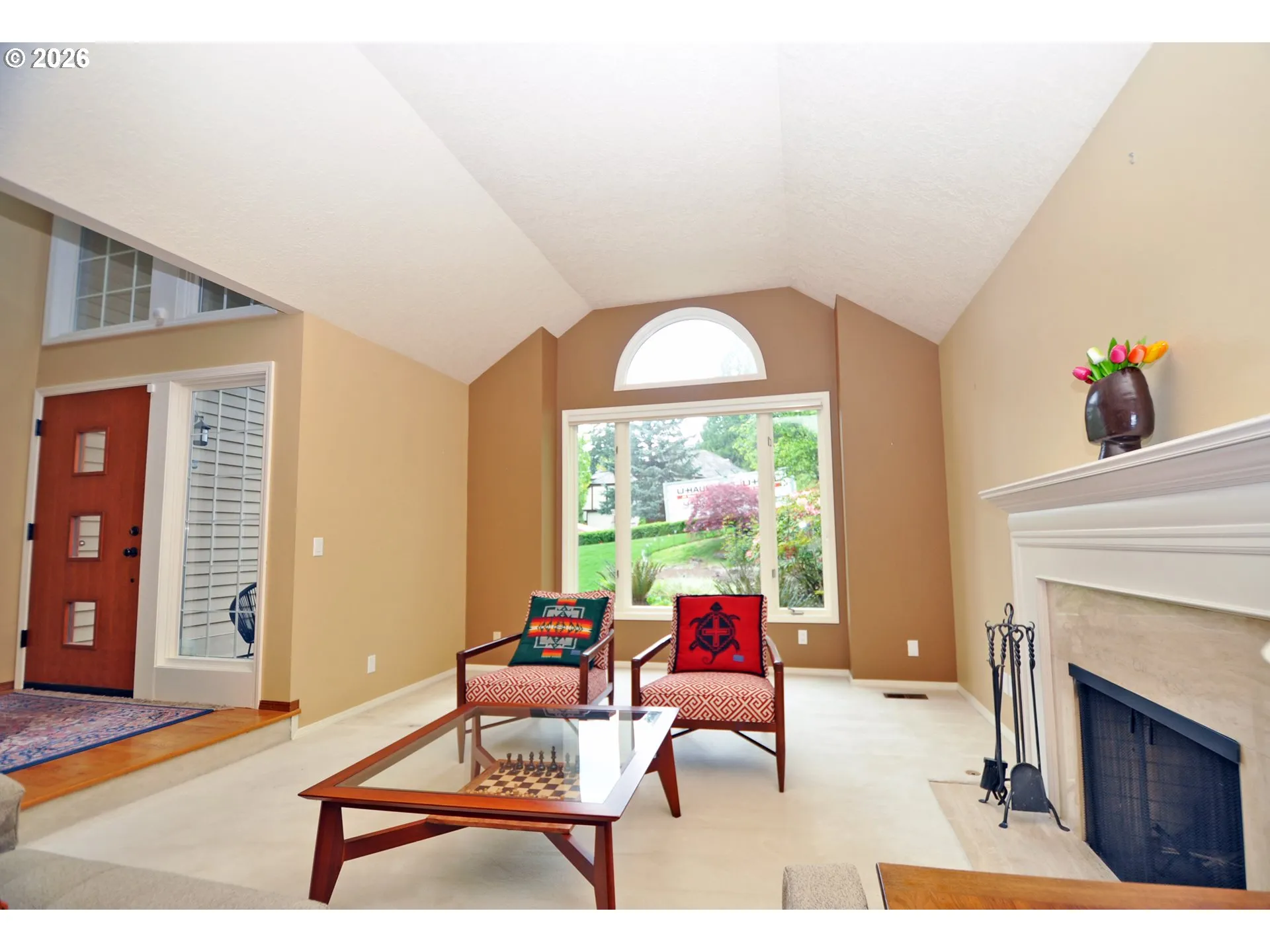 Living Room-Vaulted Ceilings