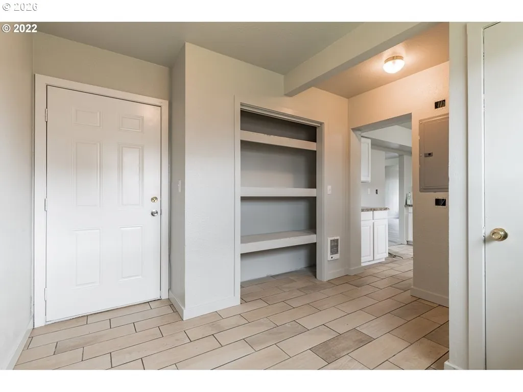 Pantry-Main