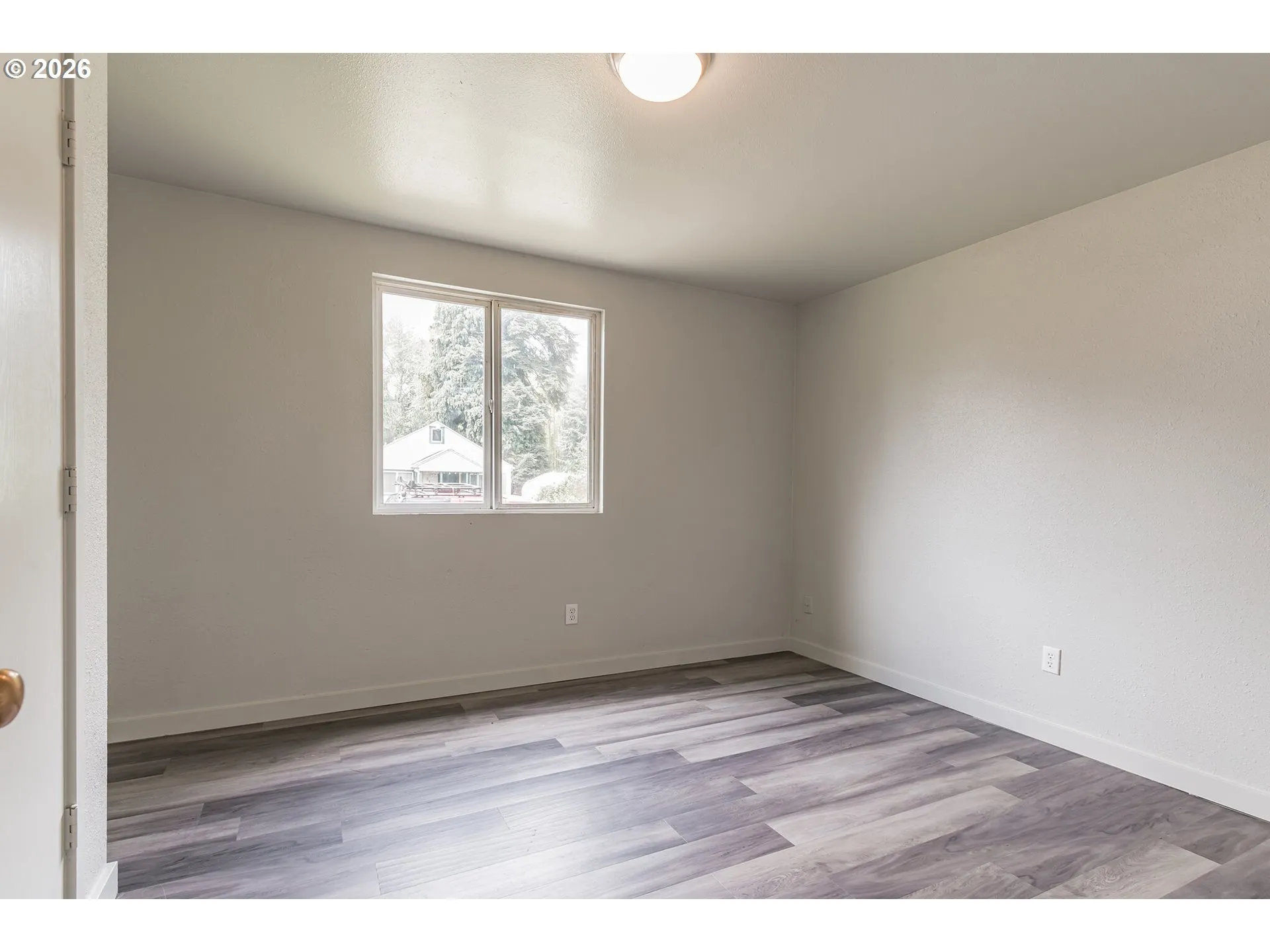 Bedroom-Main