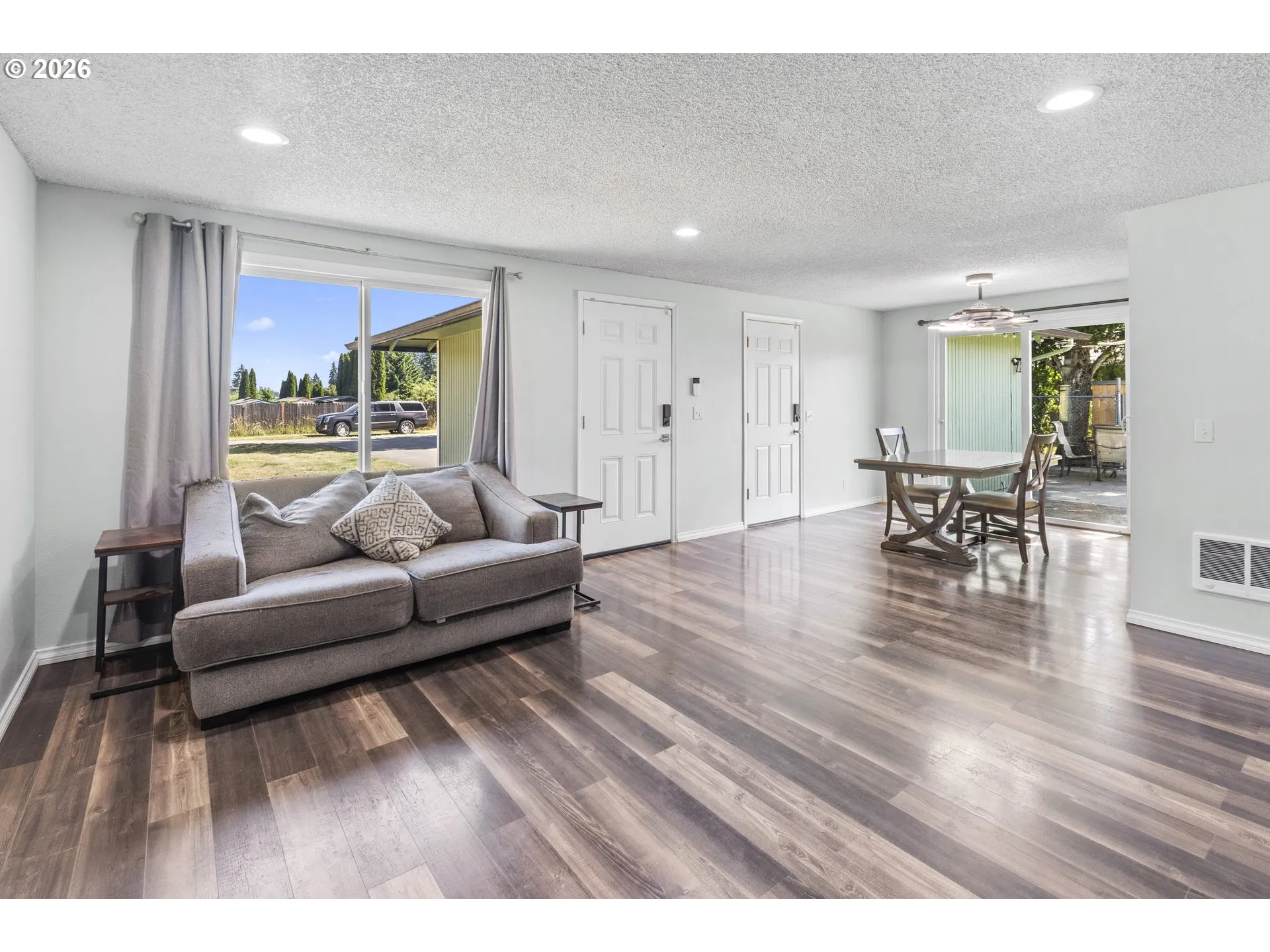 Living Room/Dining Room