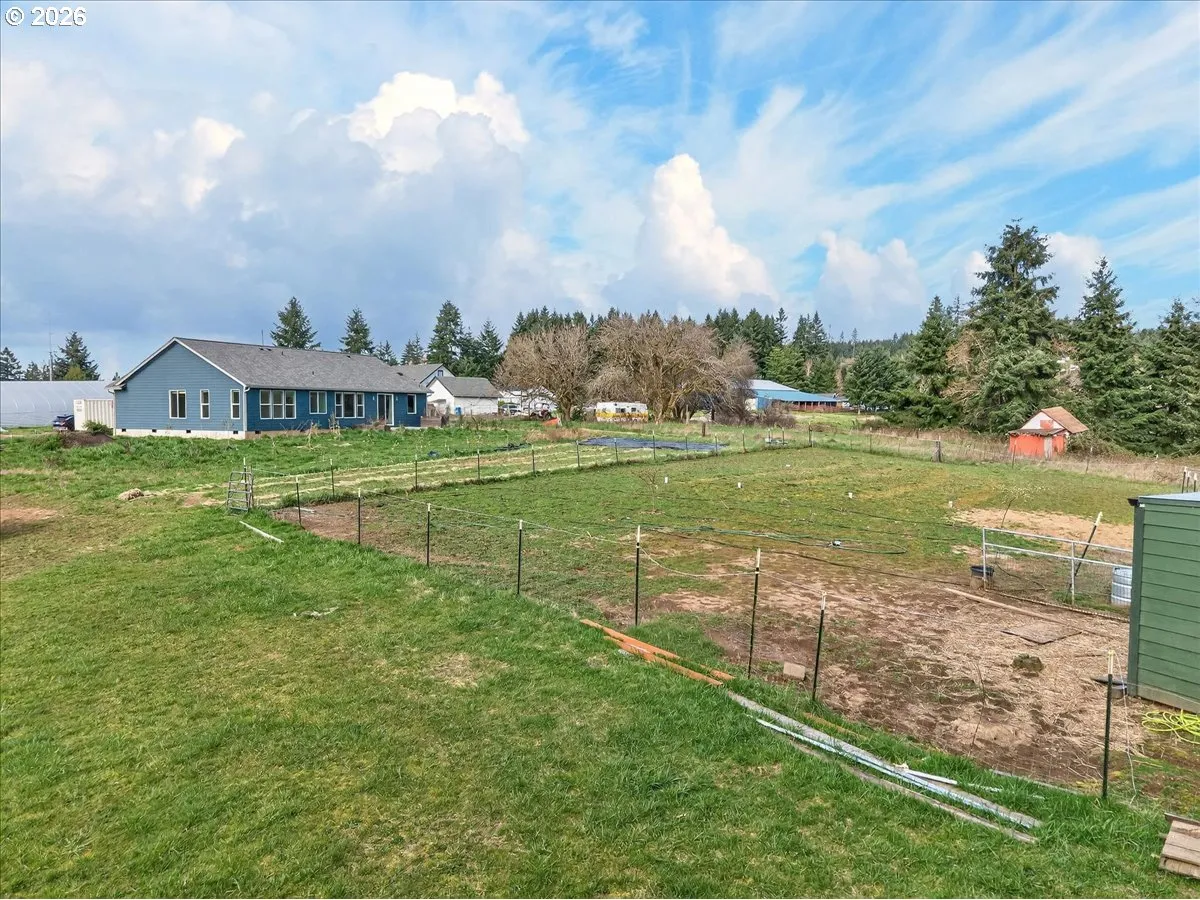 Yard-Back